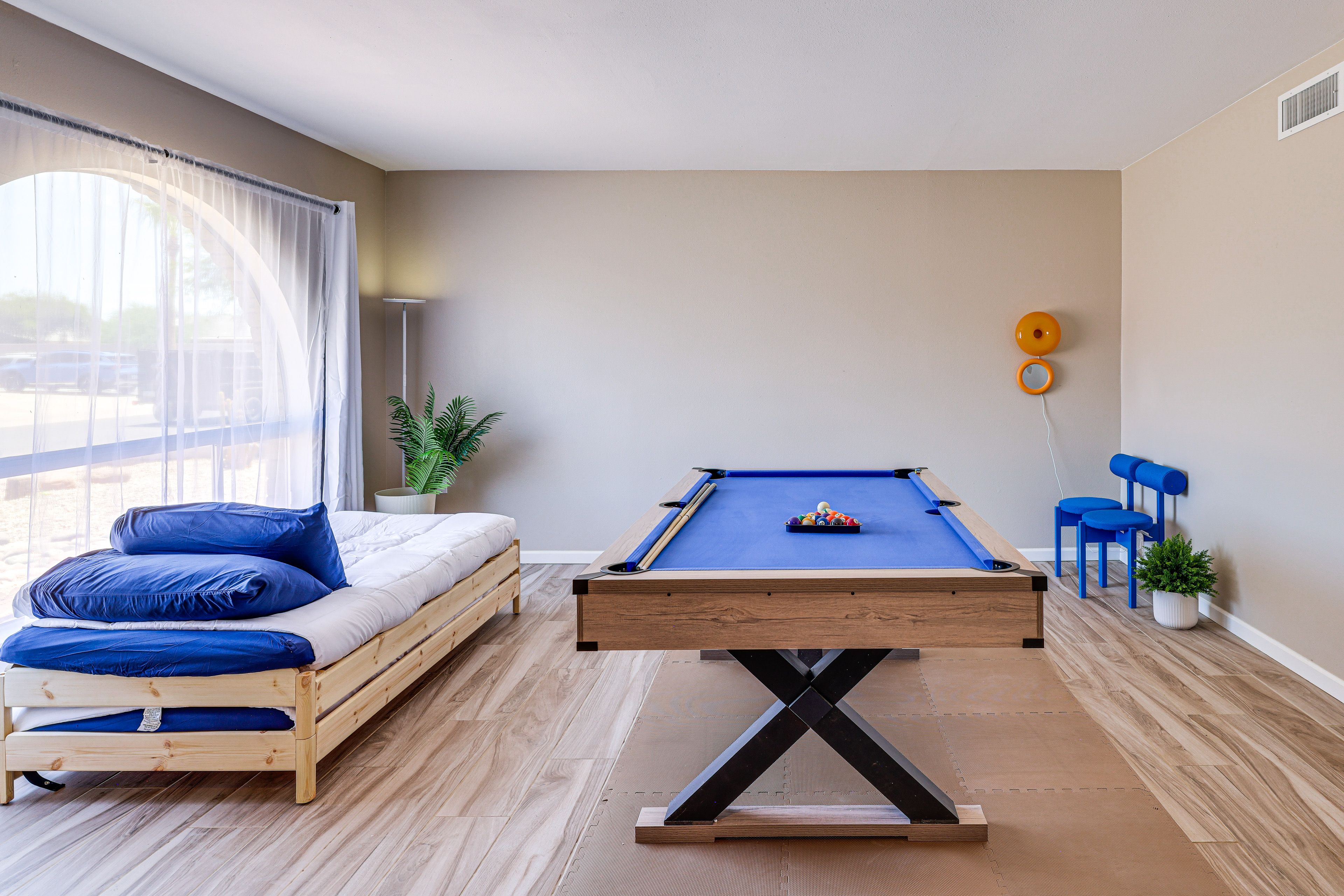 Bonus Room | Twin Daybed w/ Twin Trundle