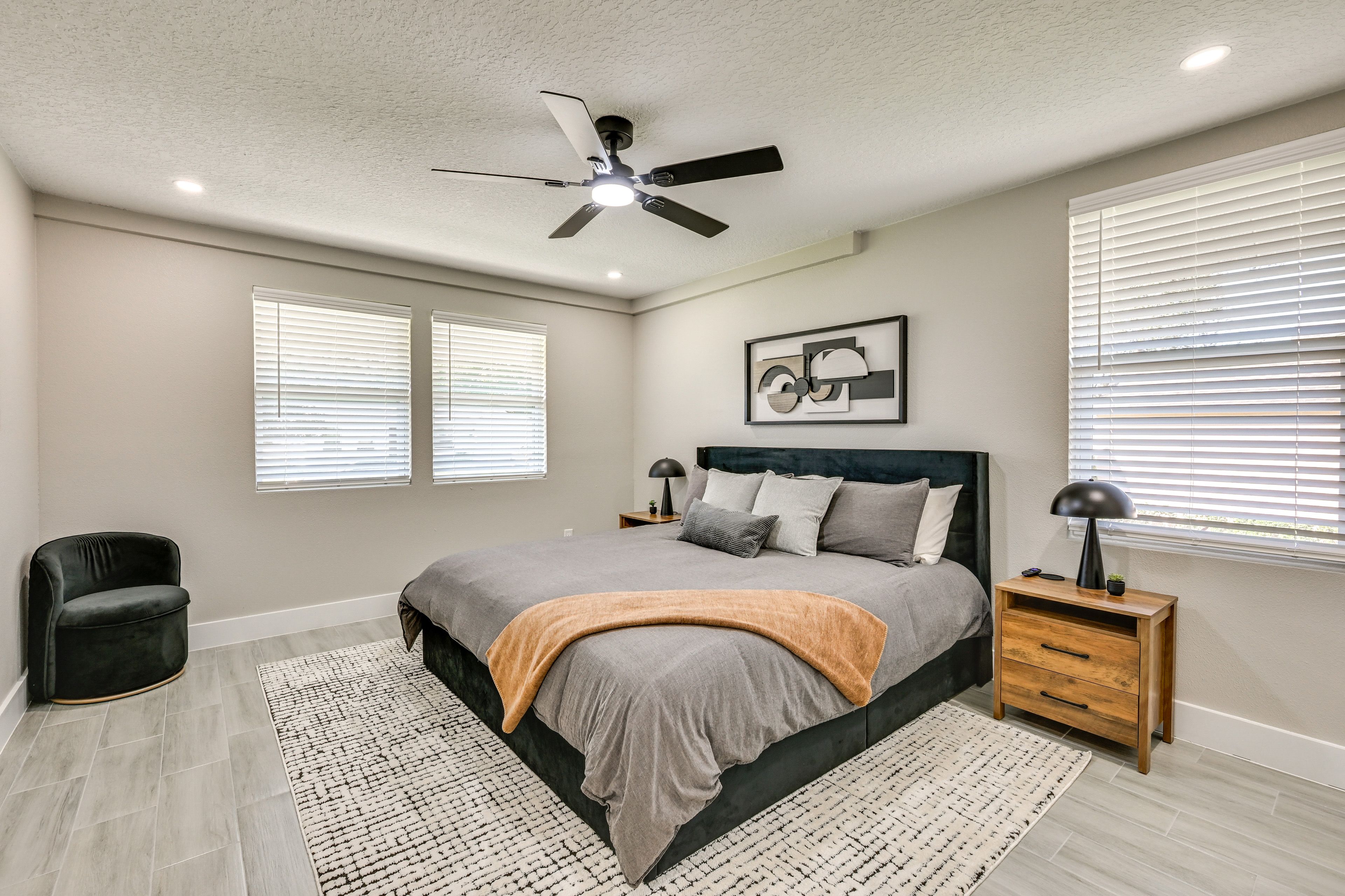 Bedroom 1 (Main Home) | King Bed