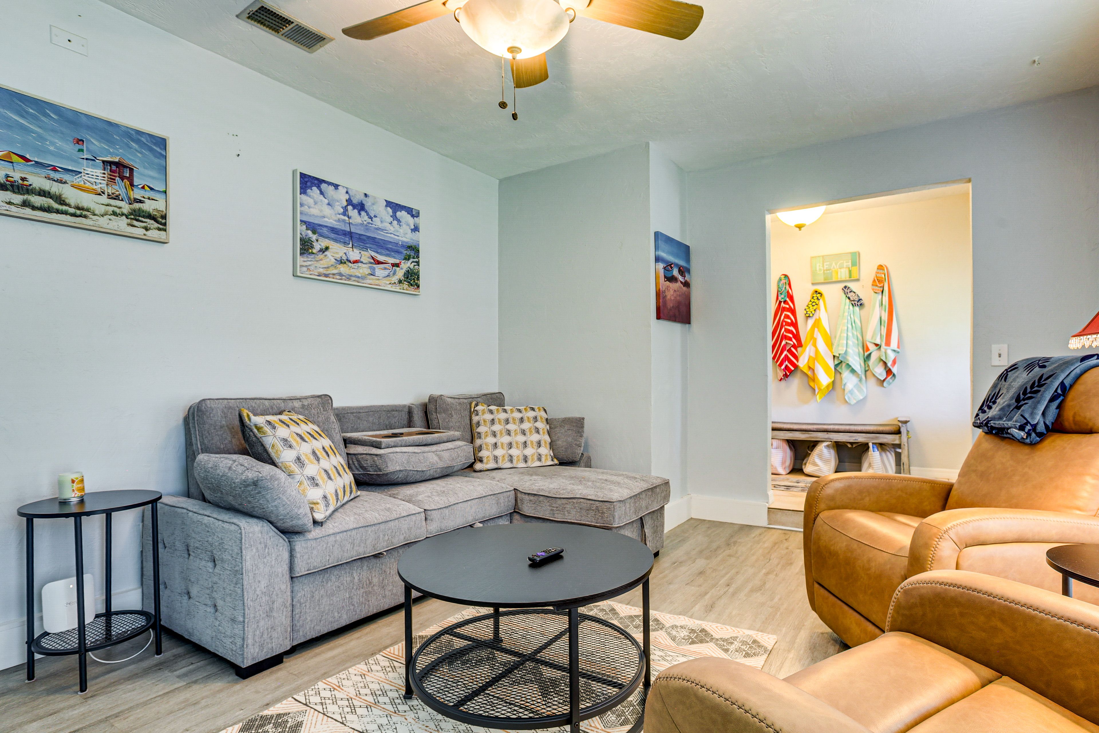 Living Room | Full Sleeper Sofa | 1 Interior Step
