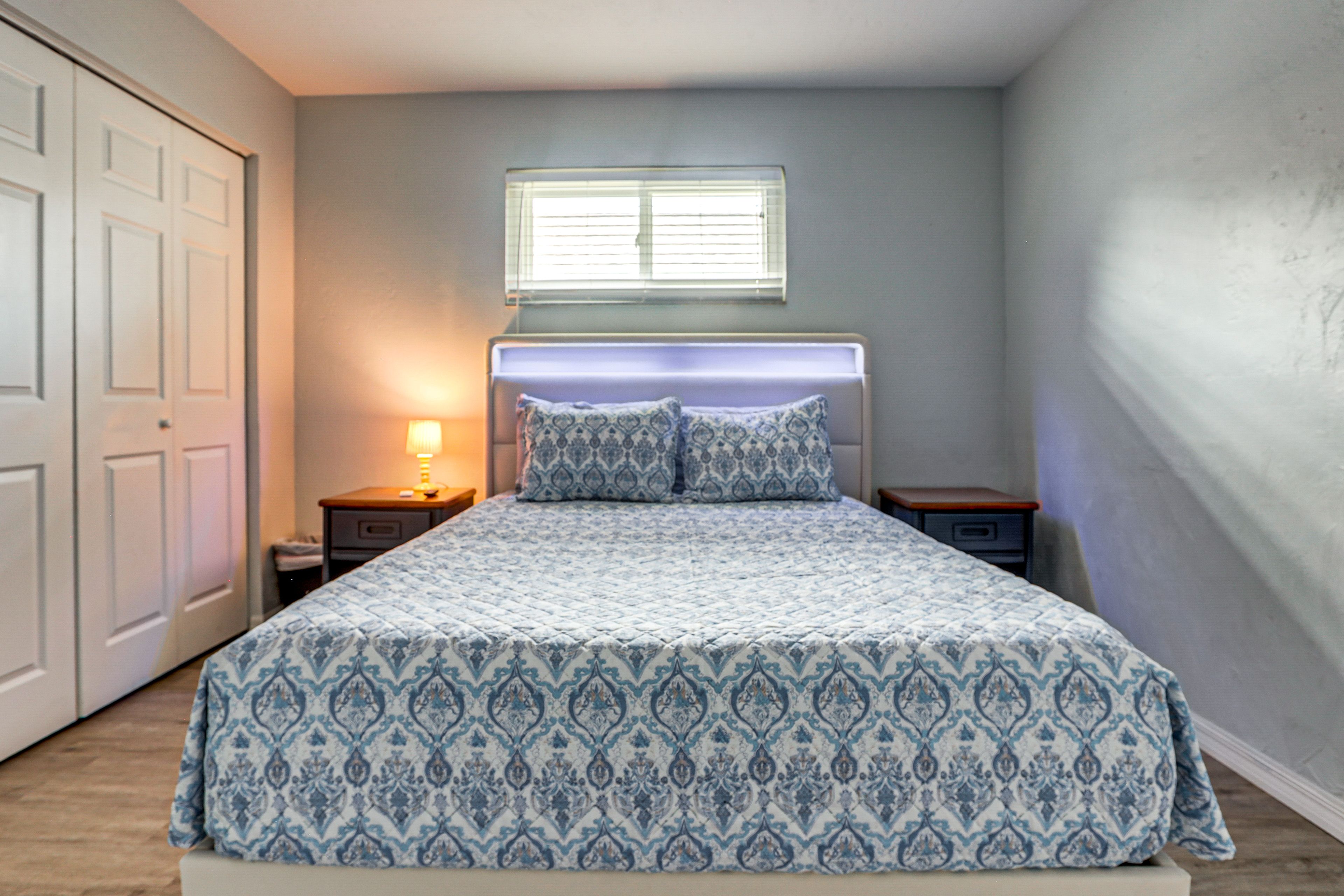 Bedroom 2 | Queen Bed