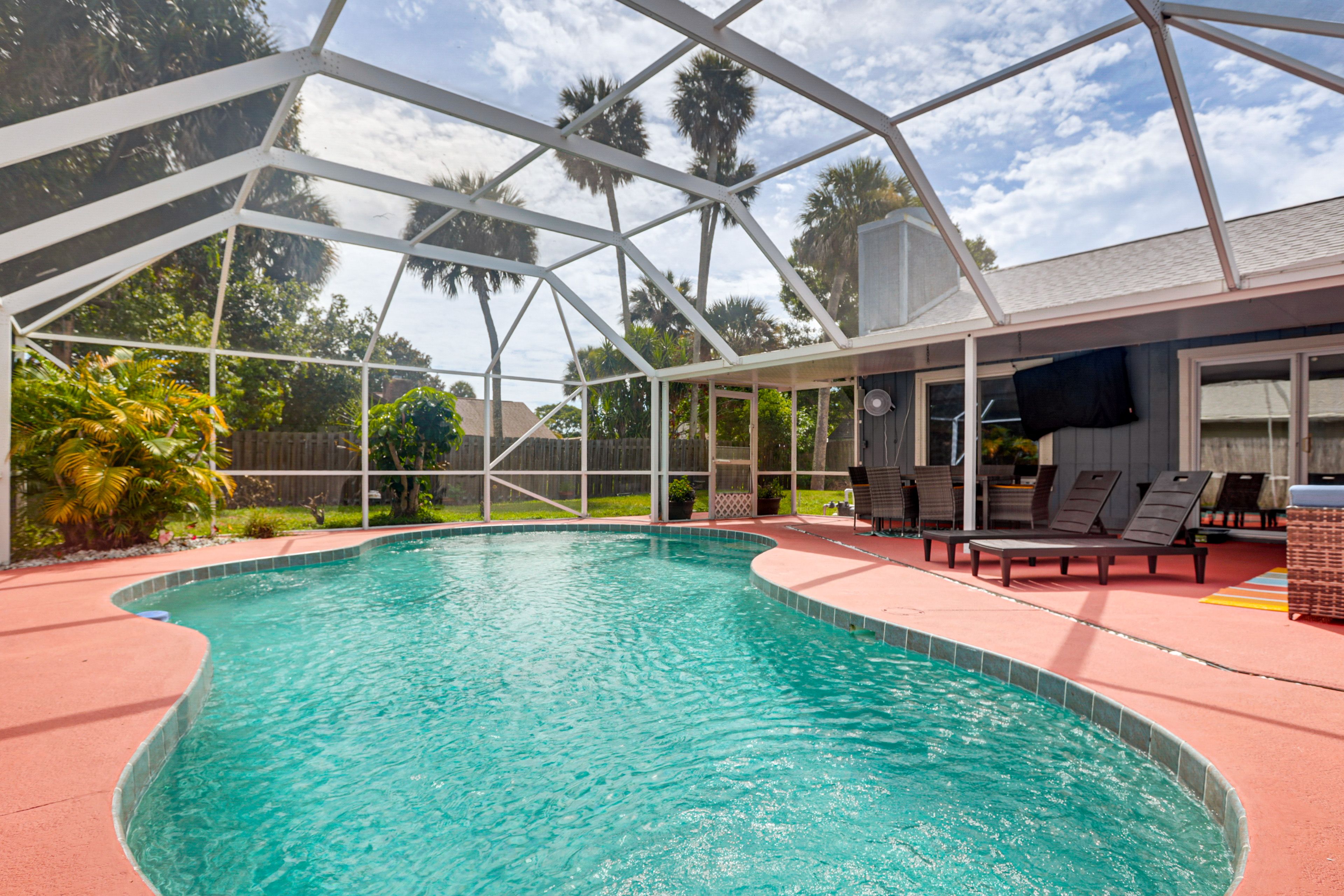 Port Orange Vacation Rental | 3BR | 2BA | 2,016 Sq Ft | 1 Step to Enter