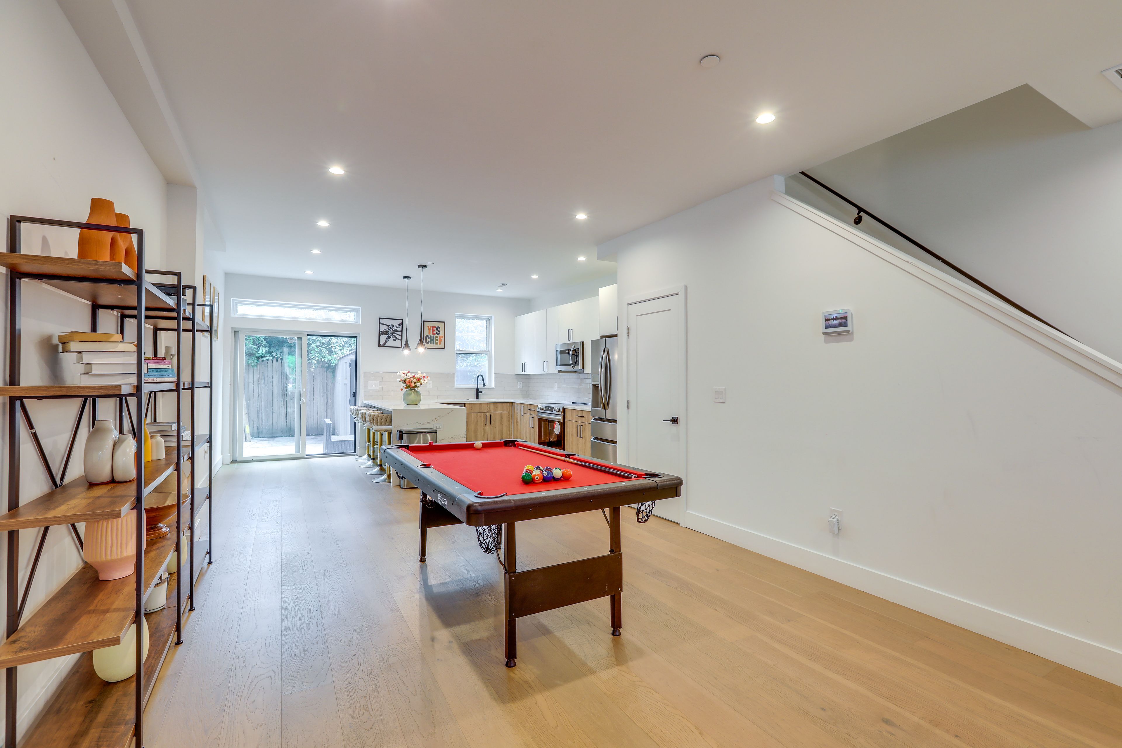 Pool Table | 1st Level
