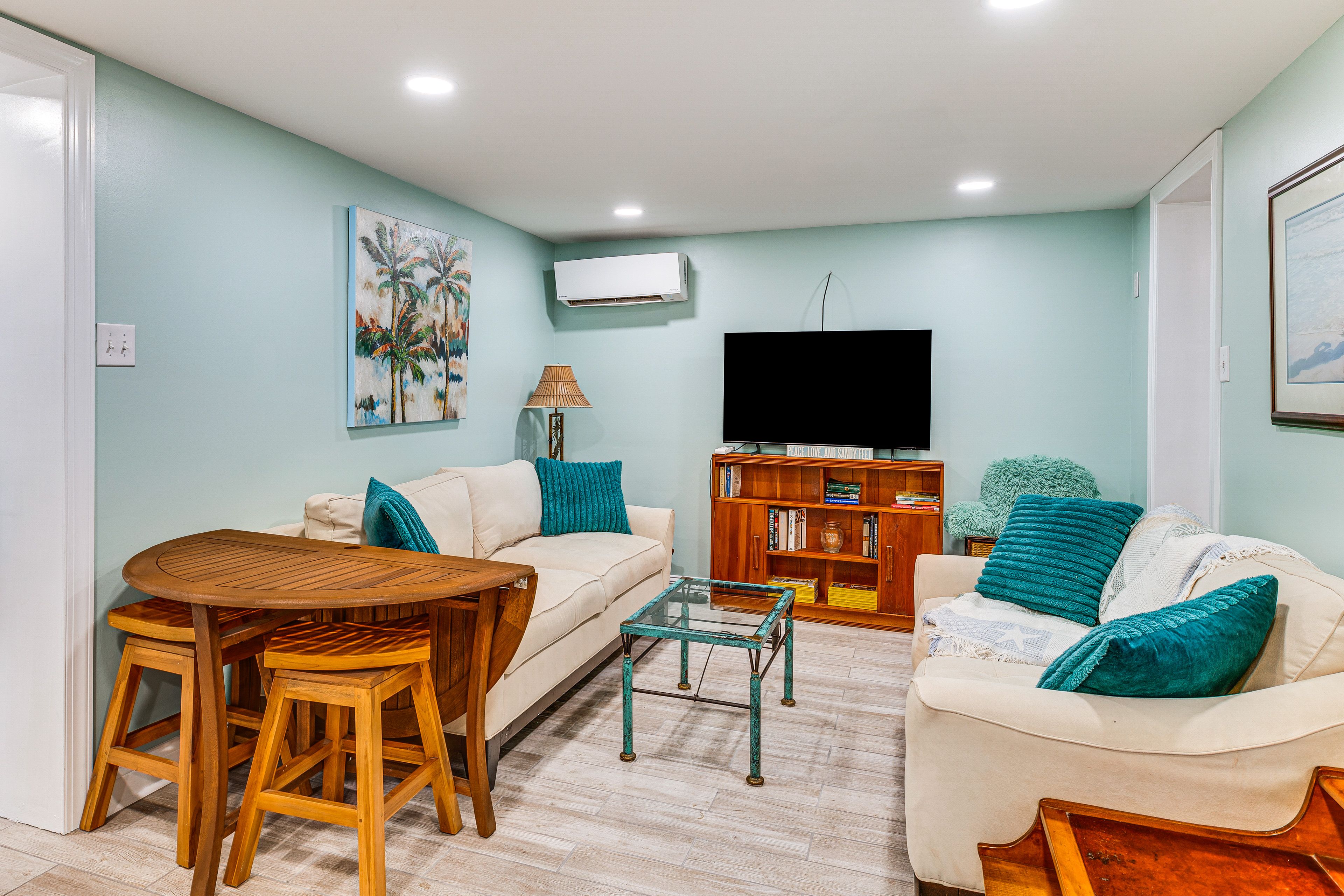 Living Area | Lower Level