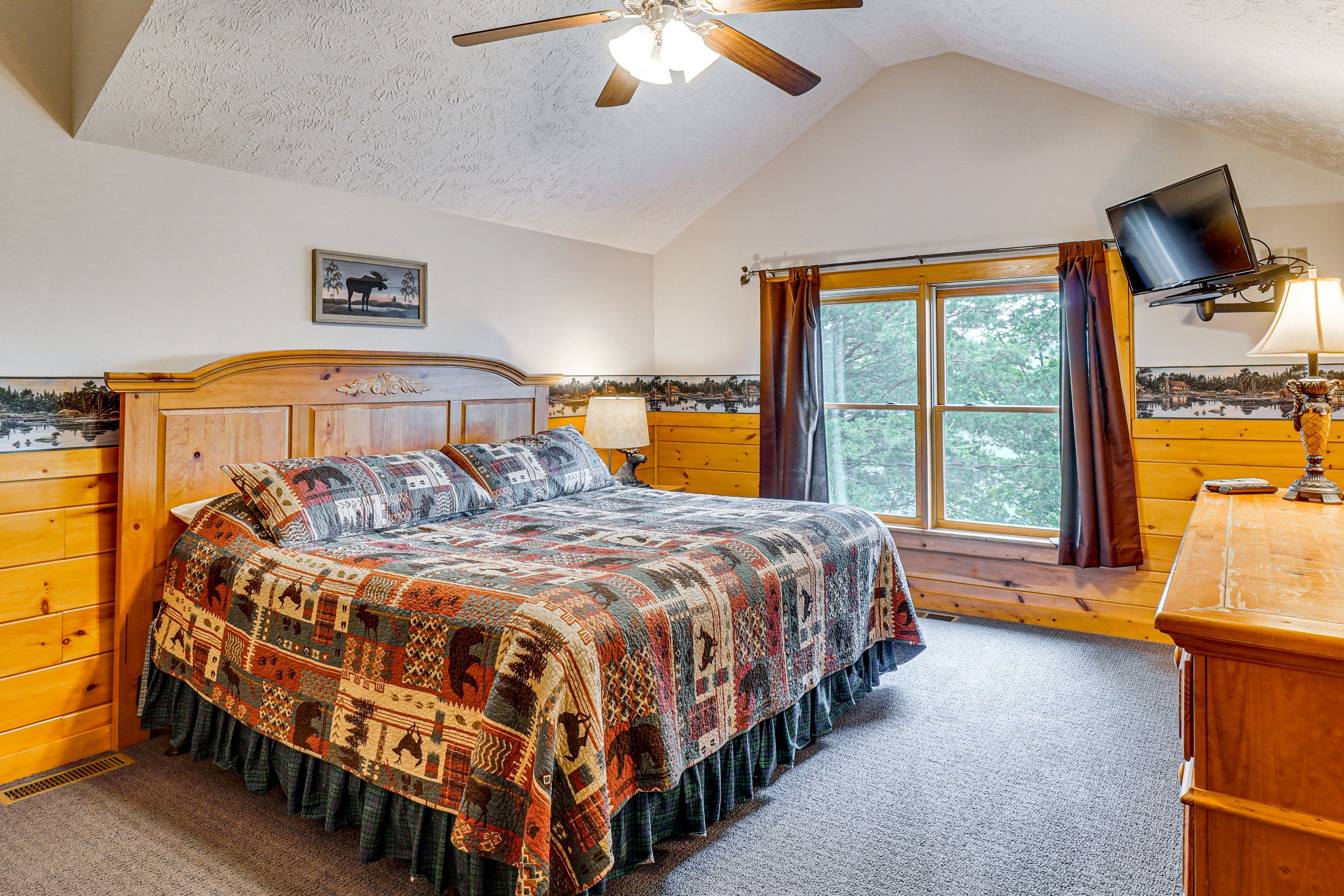 Bedroom 2 | Upper Level | King Bed