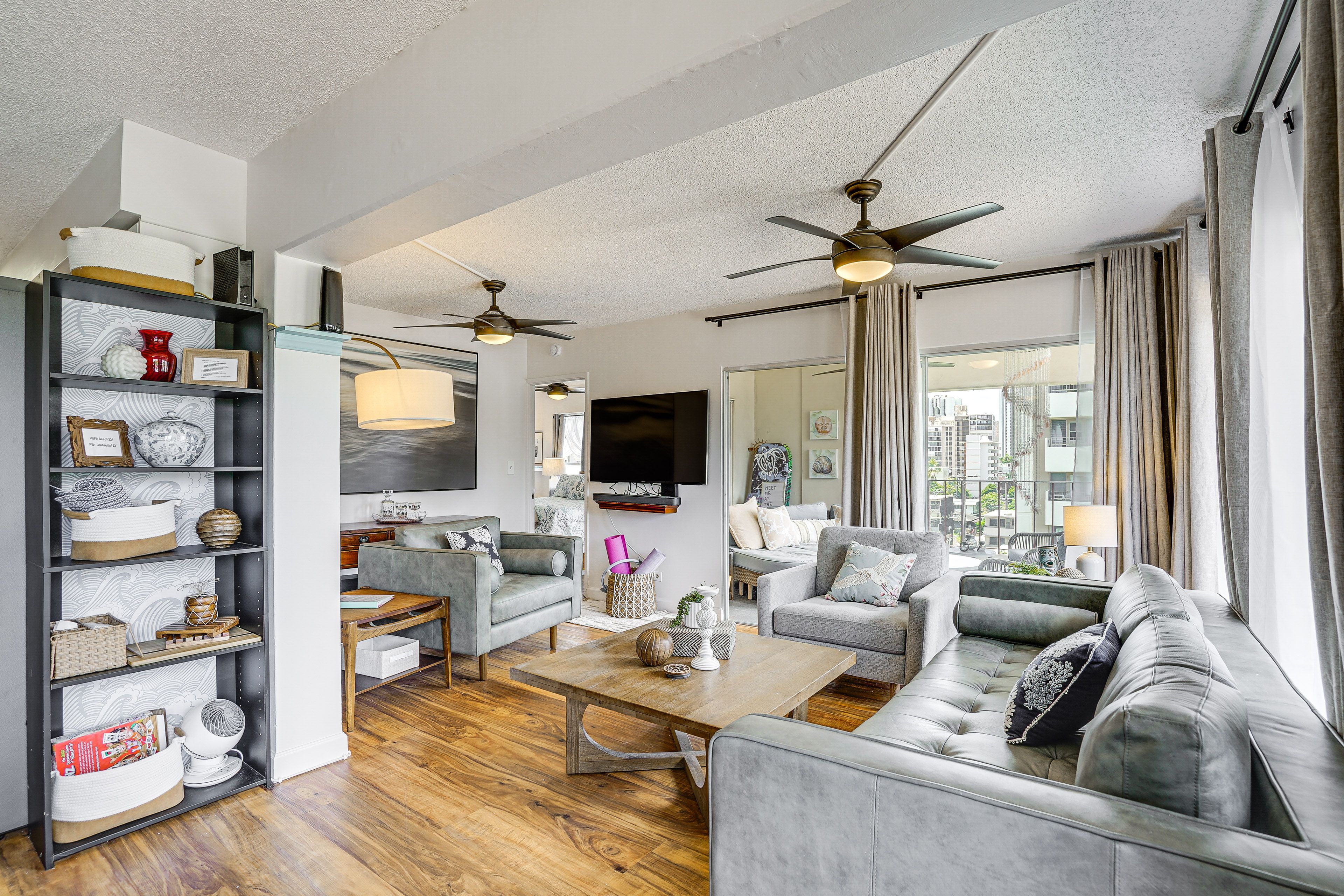 Honolulu Vacation Rental | 3BR | 2BA | 1,188 Sq Ft