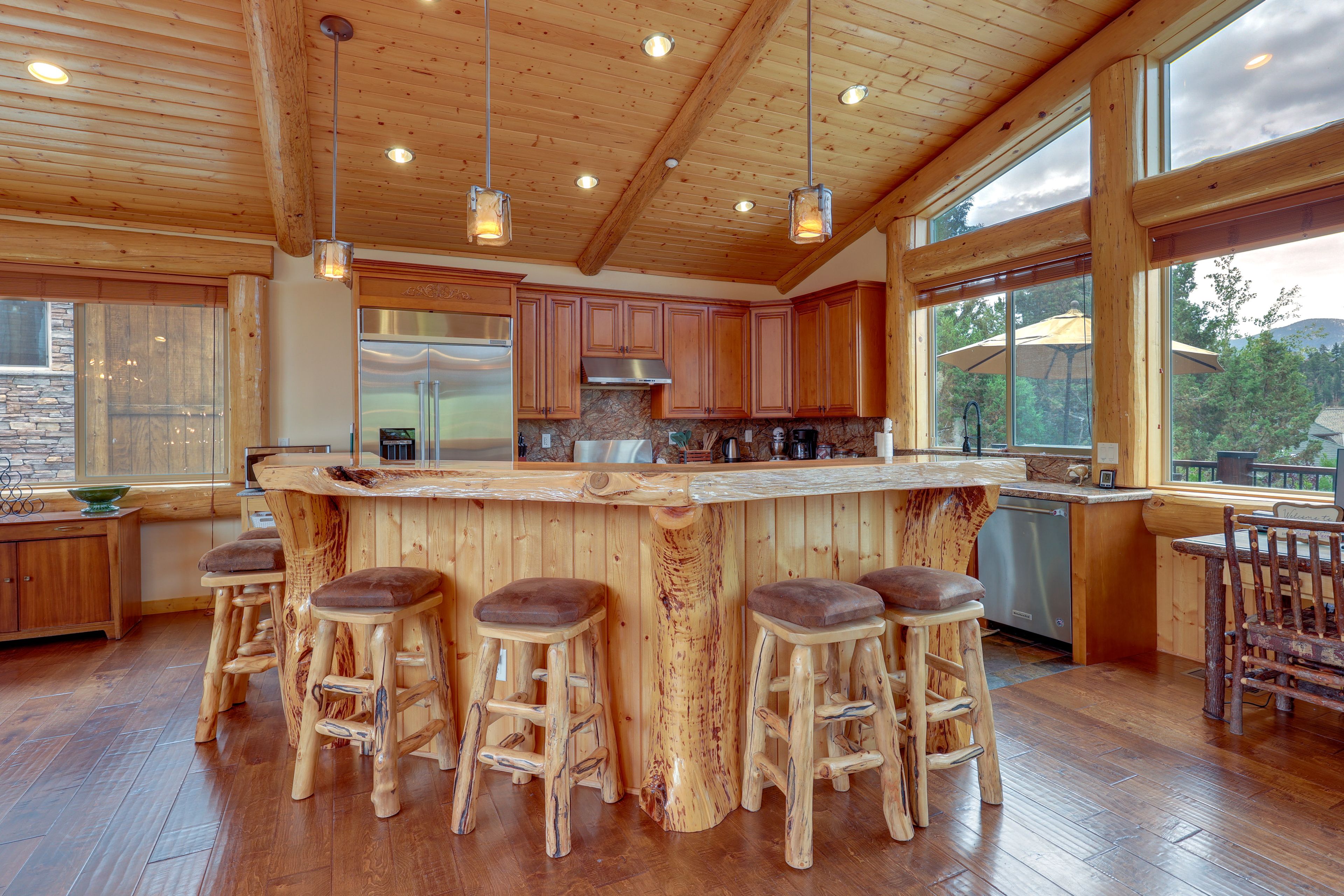 Kitchen | Main Floor