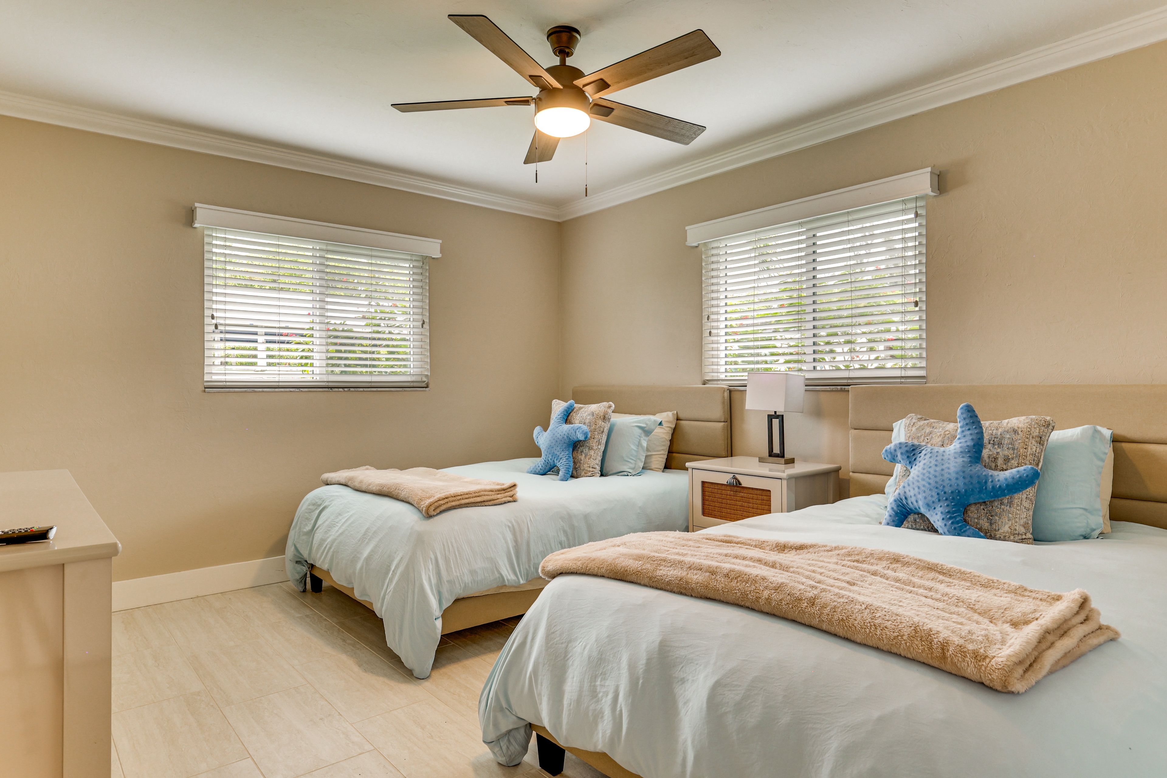 Bedroom 3 | 2 Full Beds