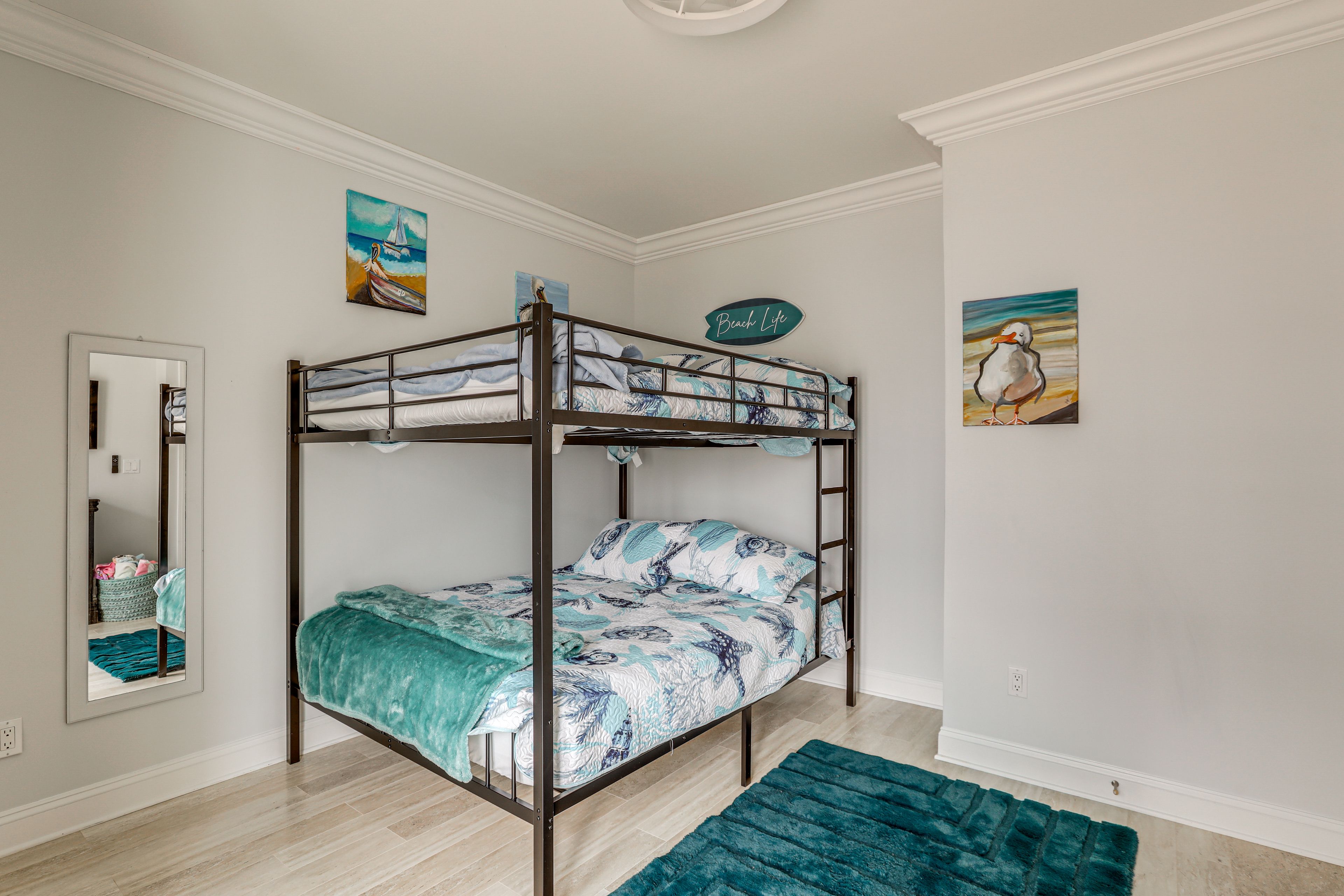 Bedroom 3 | Queen Bunk Bed