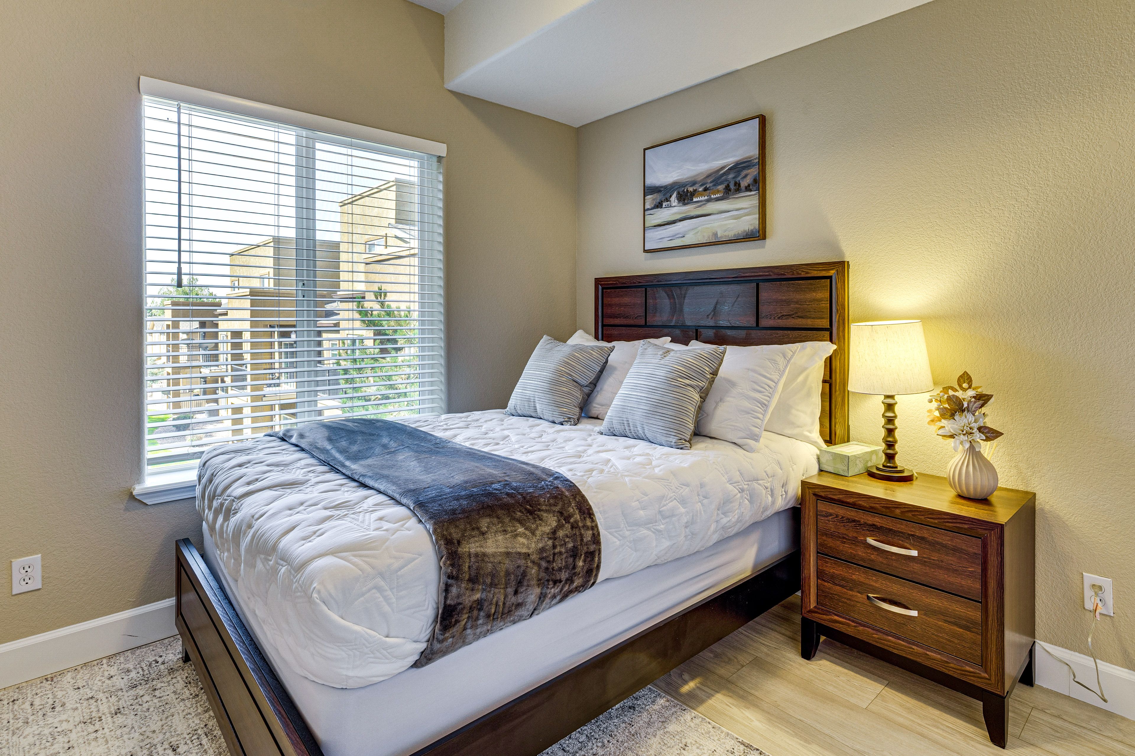 Bedroom 2 | Queen Bed | 2nd Floor