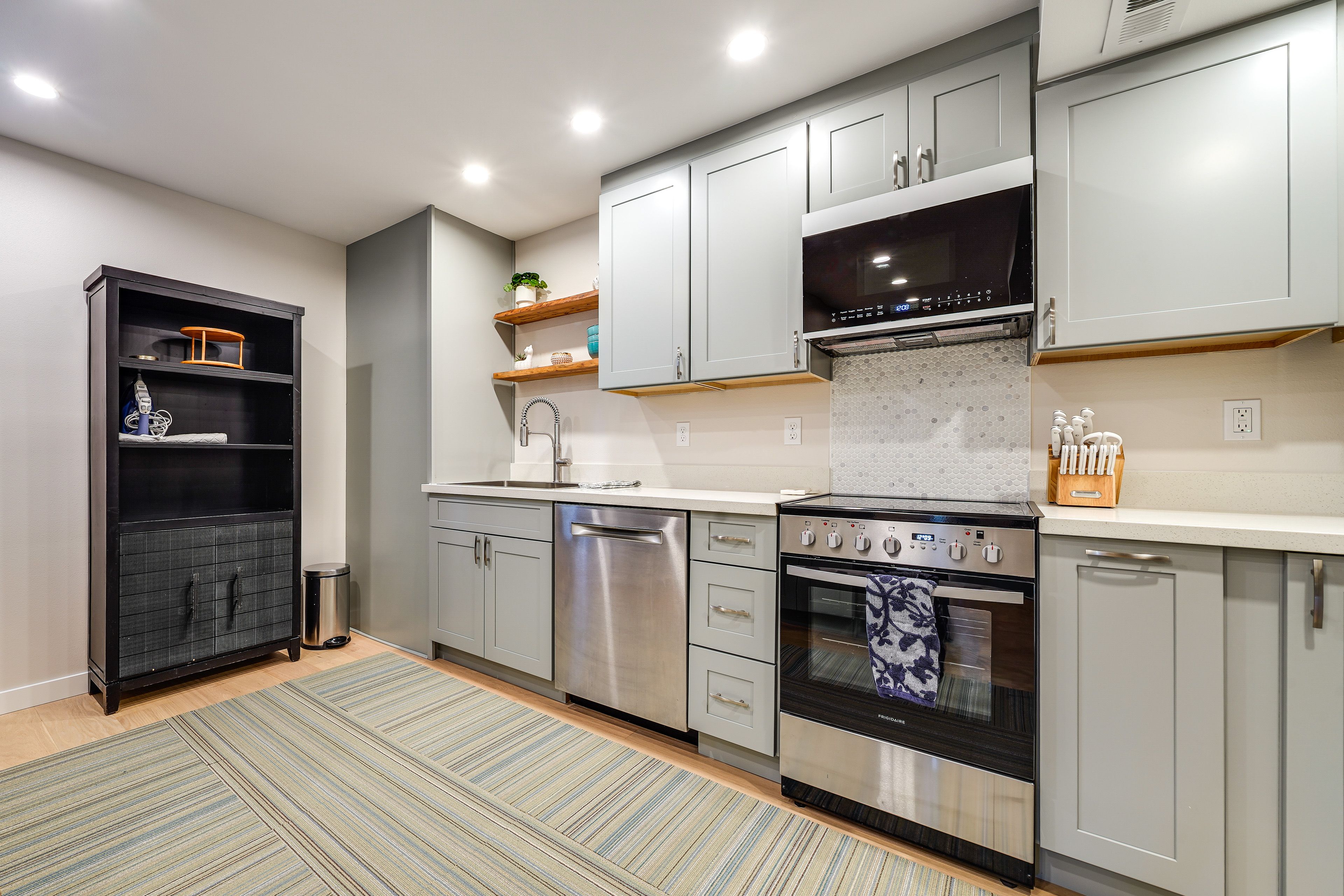 Kitchen | Cooking Basics | Washer & Dryer