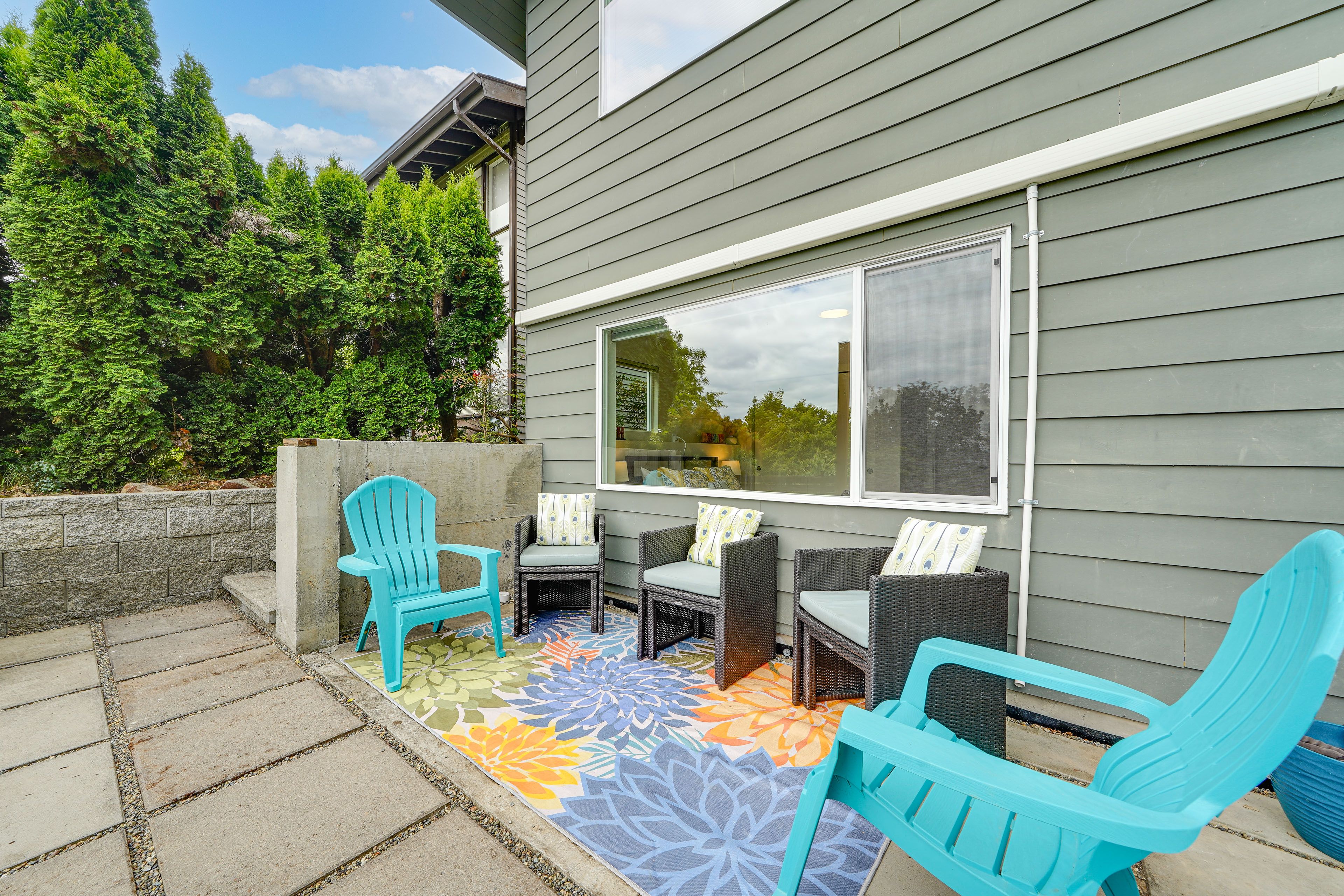 Private Patio | Outdoor Seating