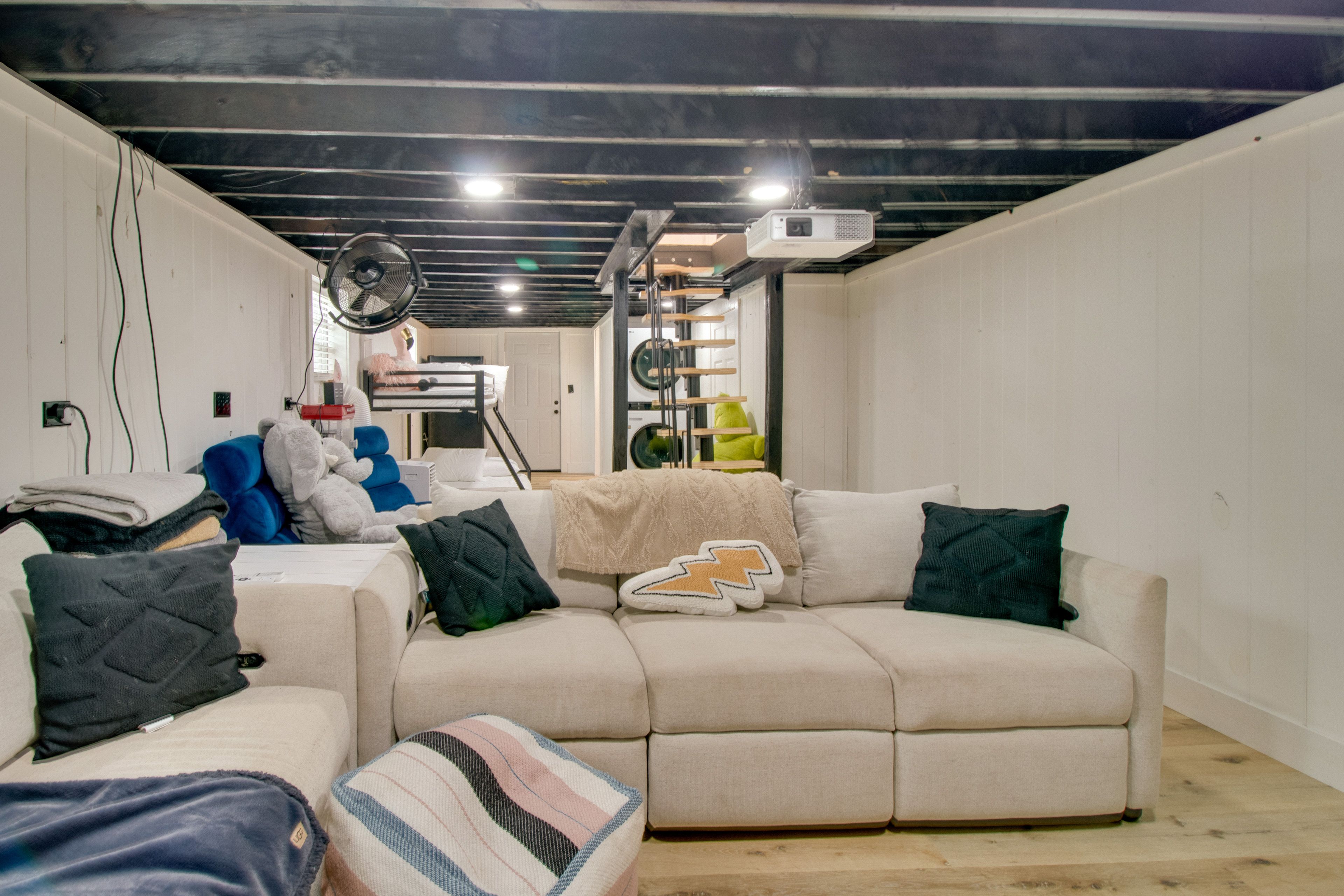 Den | Twin/Full Bunk Bed | Basement Floor