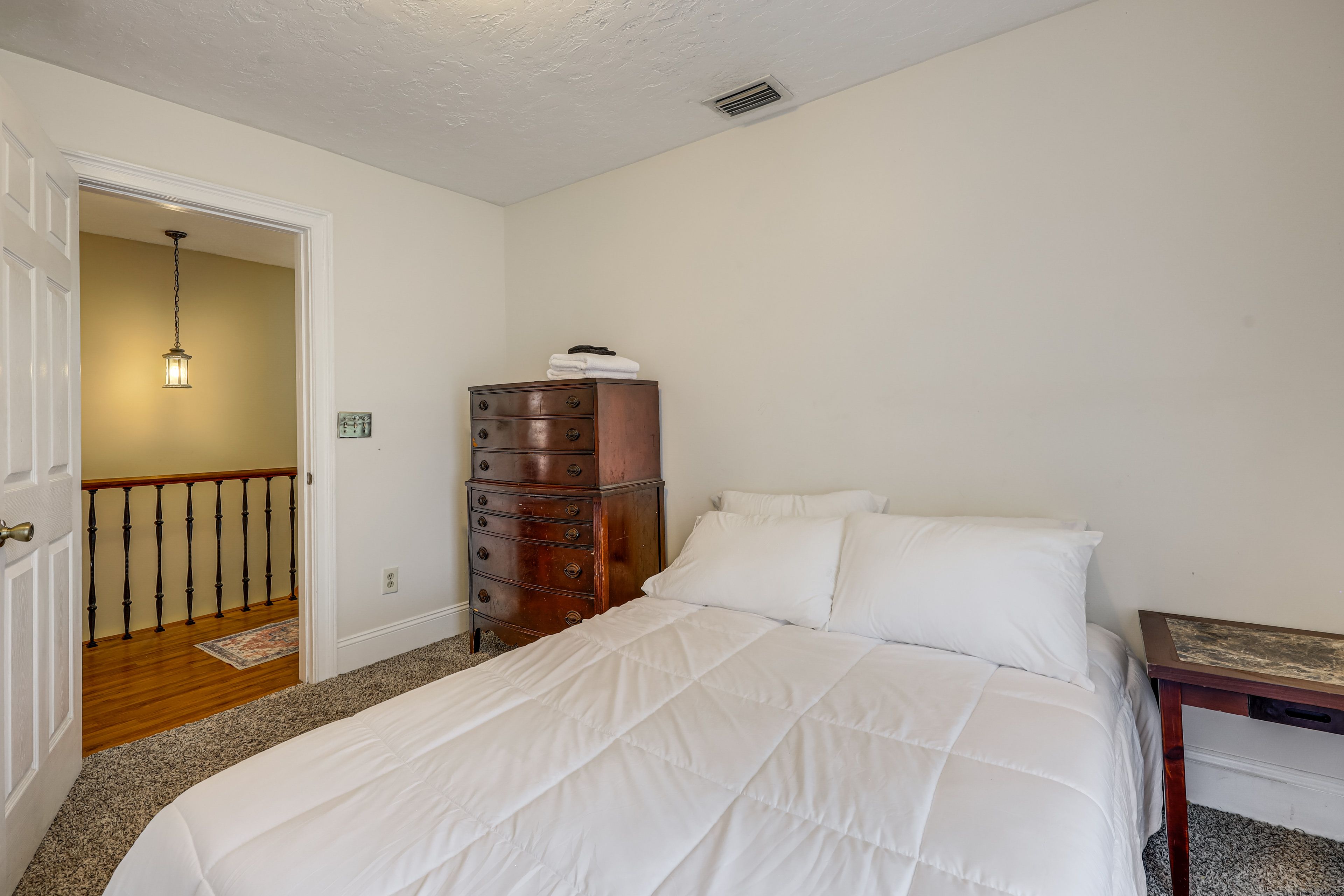 Bedroom 2 | Full Bed