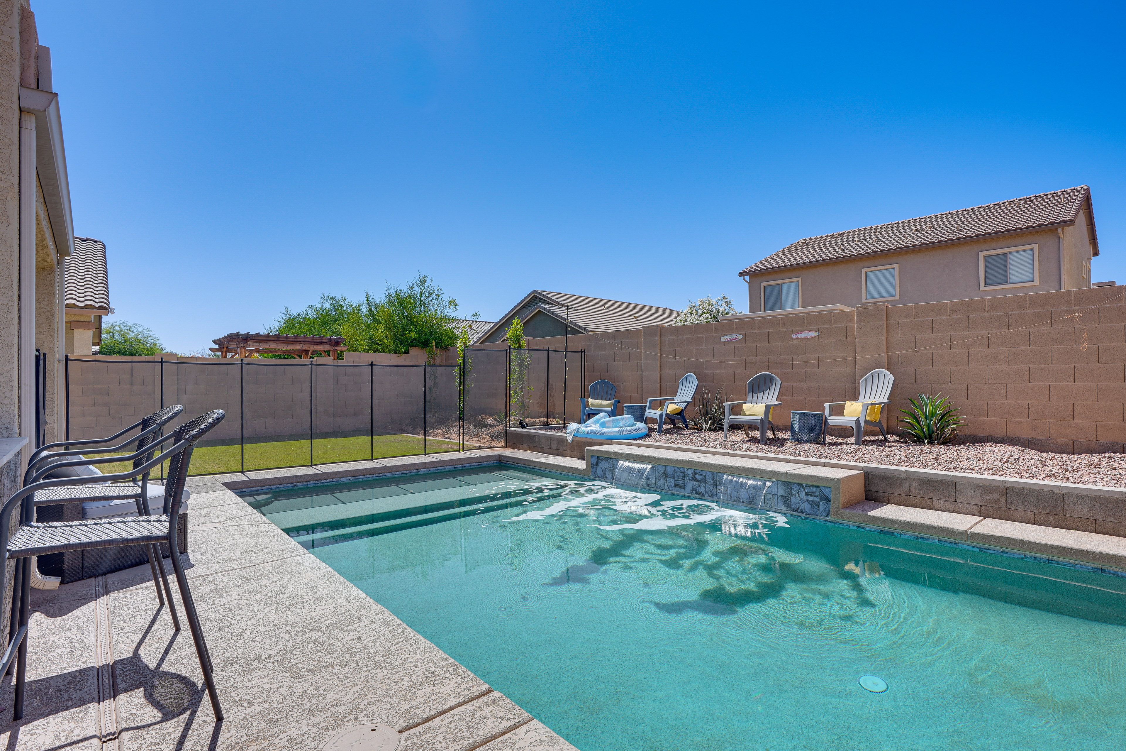Maricopa Vacation Rental | 4BR | 3.5BA | 2,695 Sq Ft | 1 Step for Entry