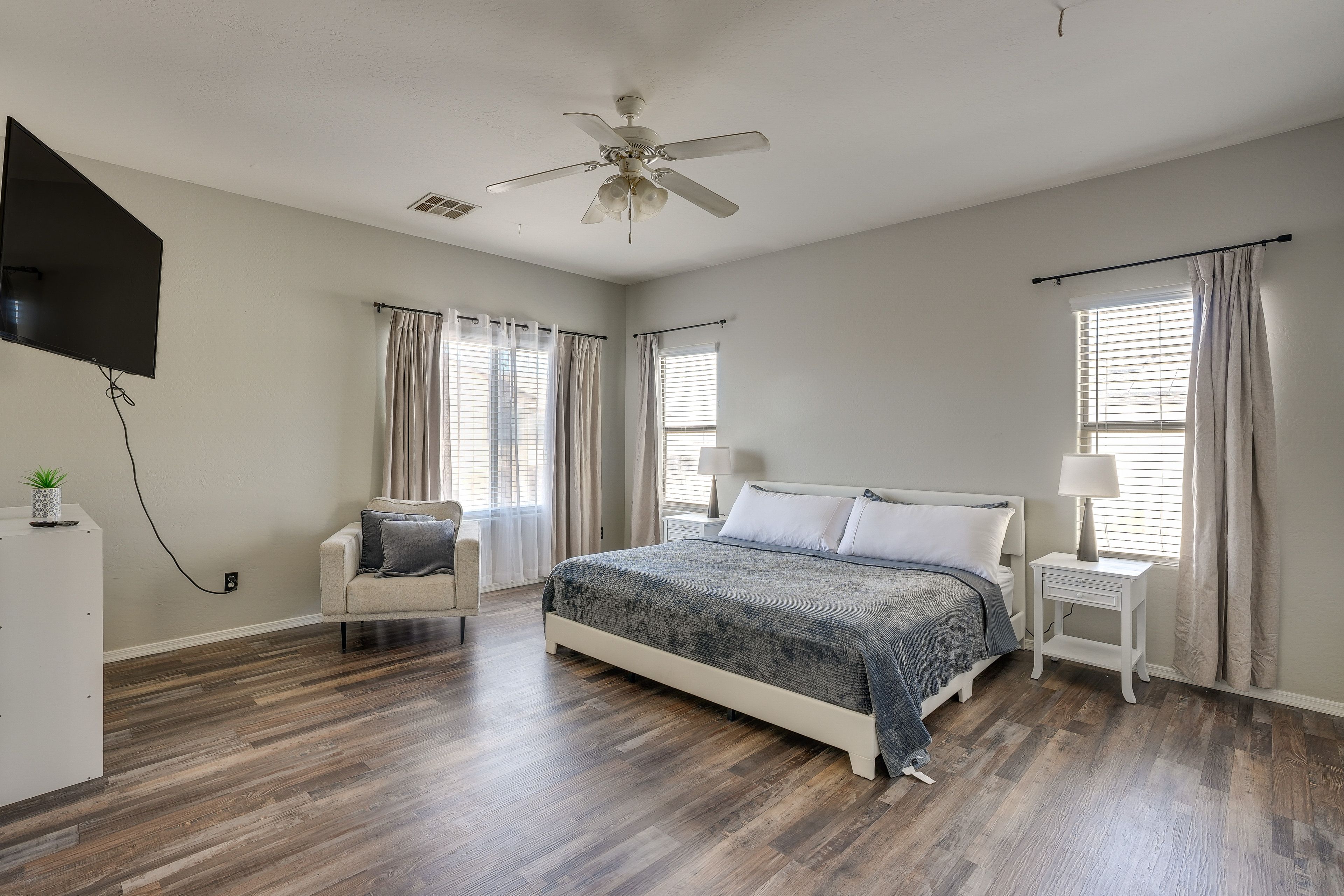 Bedroom 1 | King Bed | 2nd Floor