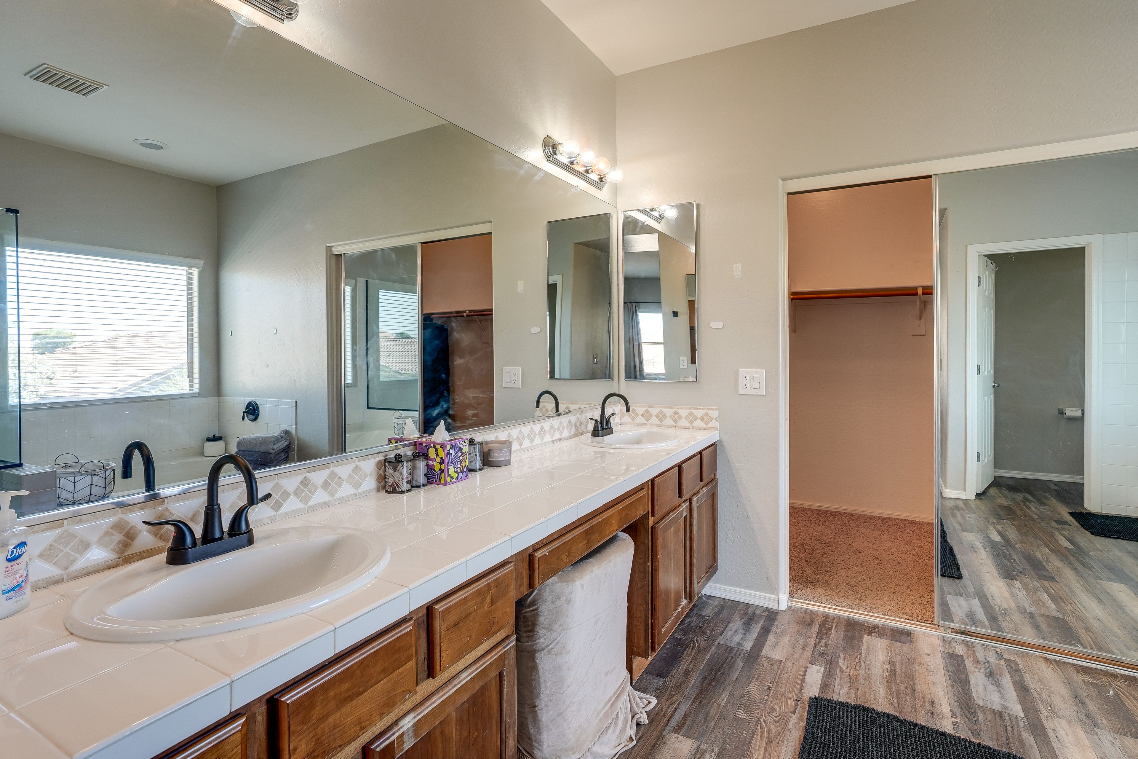 En-Suite Bathroom | 2nd Floor