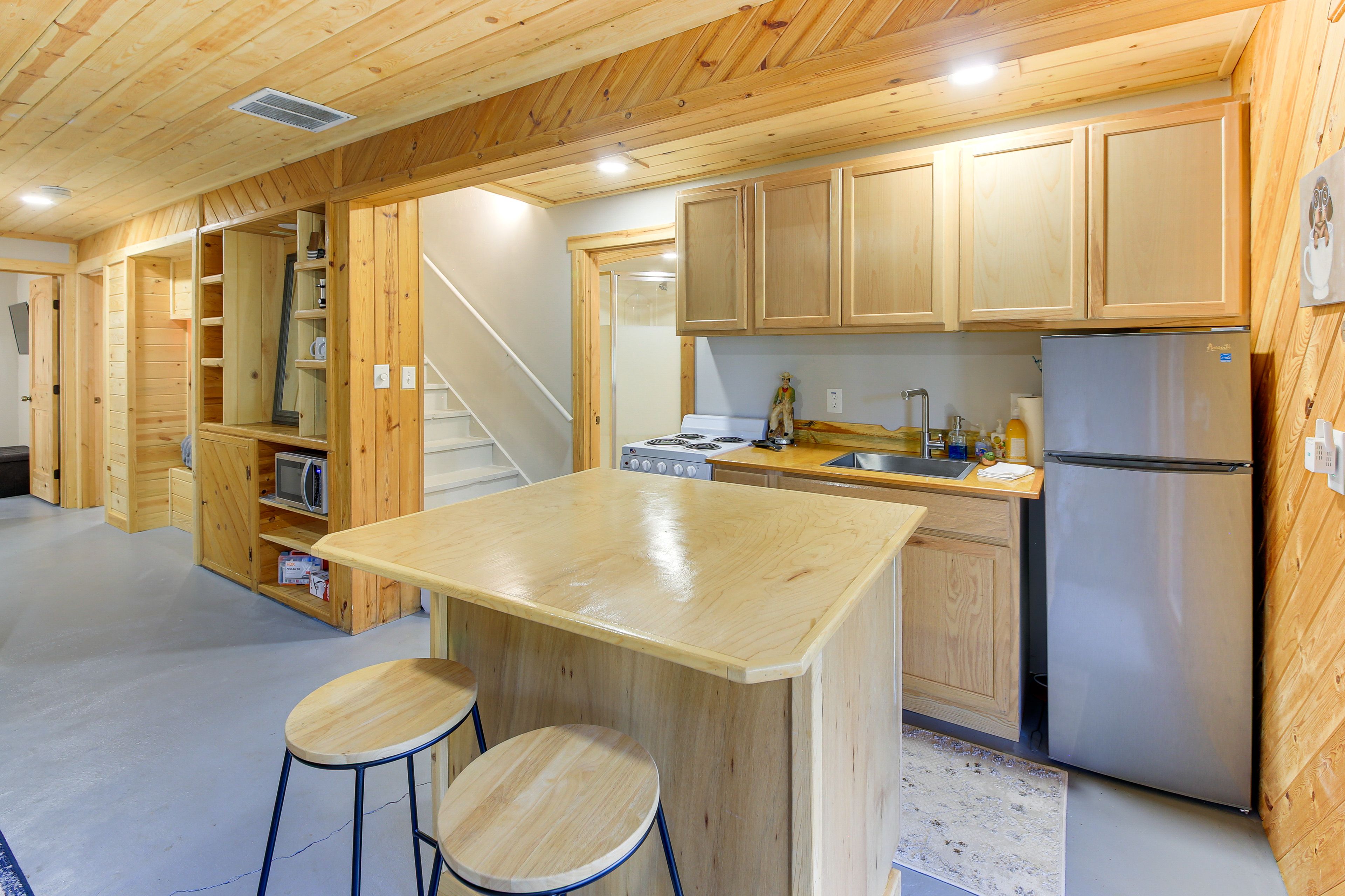 Kitchen | Single-Story Unit on Lower Level