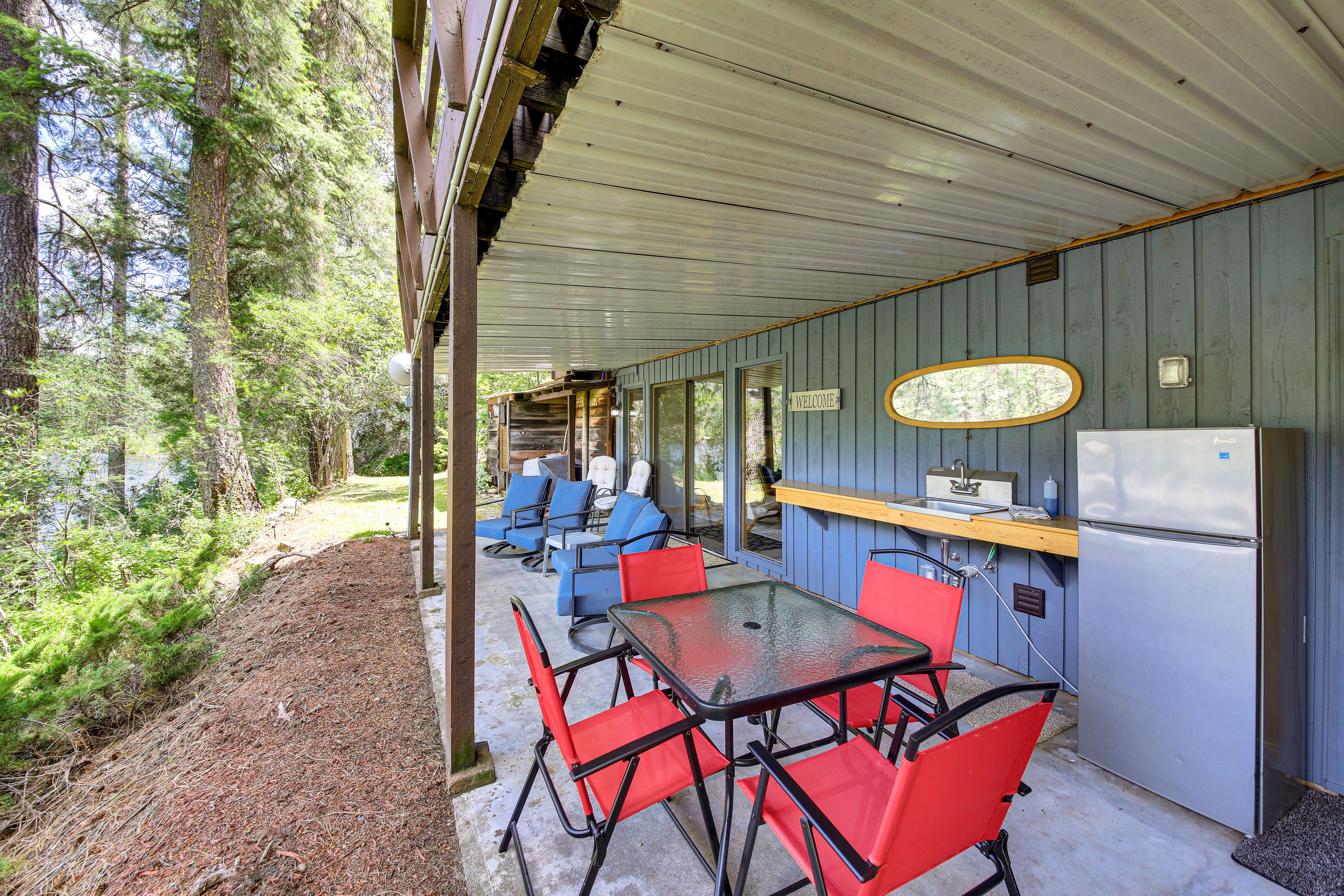 Covered Patio | Outdoor Dining & Seating | Grill