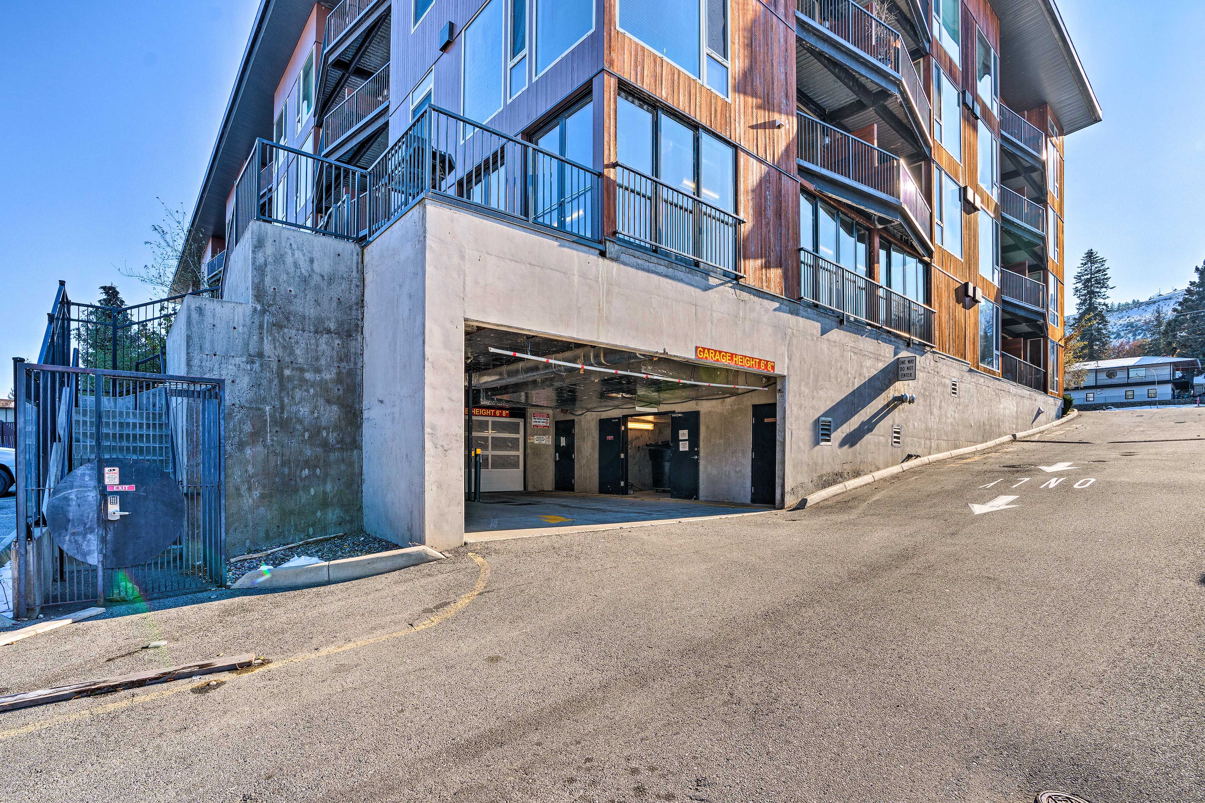 Community Parking Garage | 2 Vehicles
