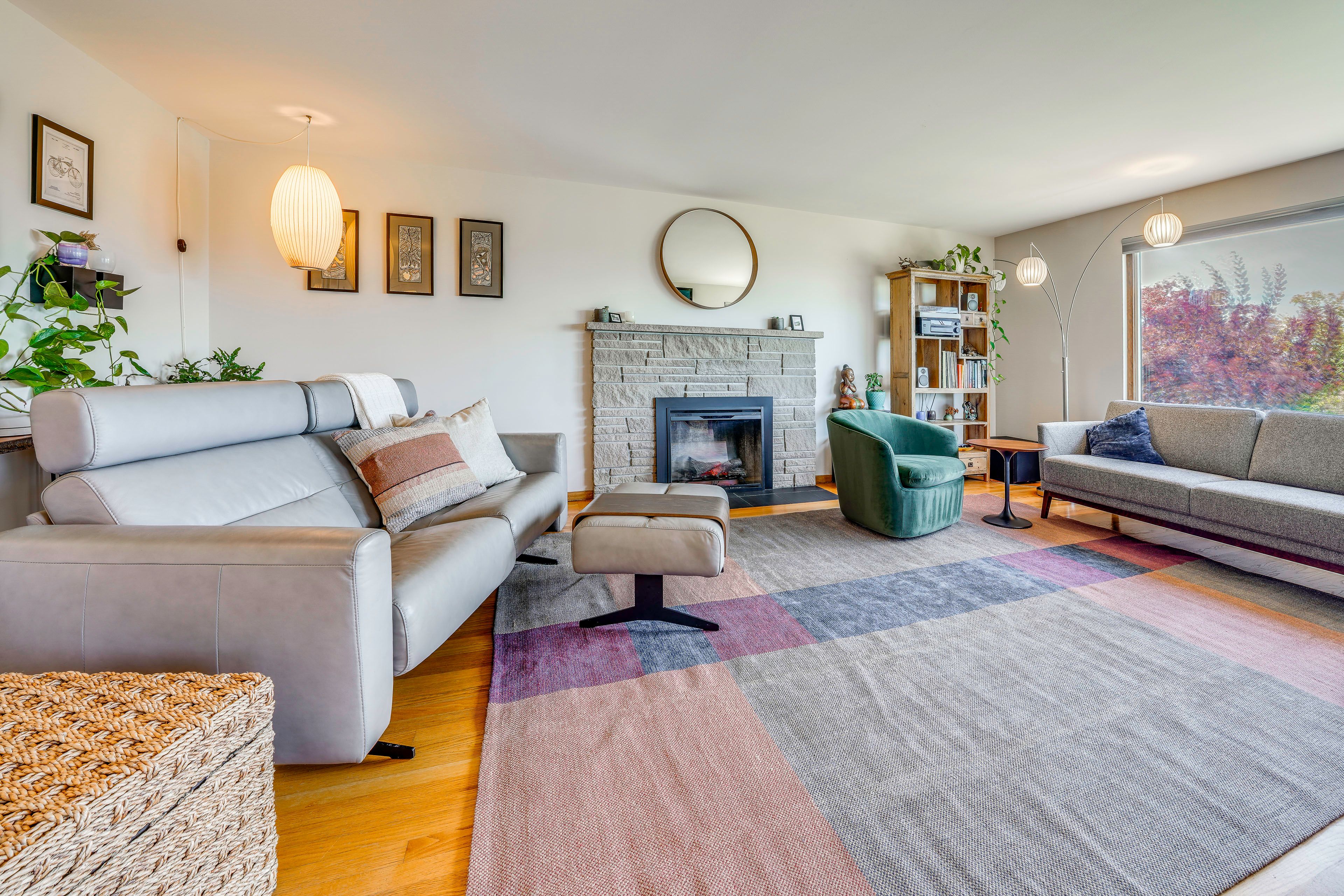 Living Room | Main Level