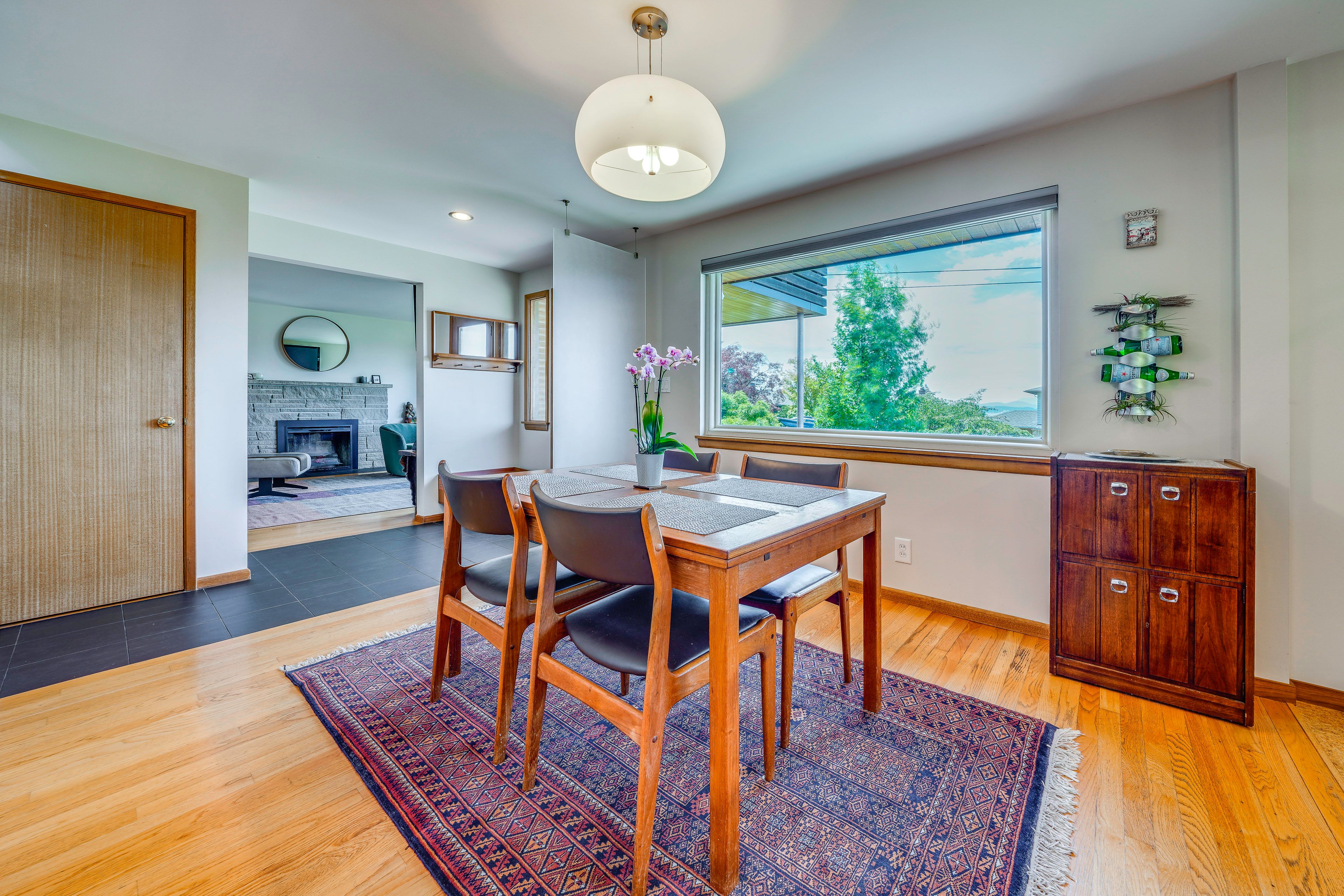 Dining Room | Main Level