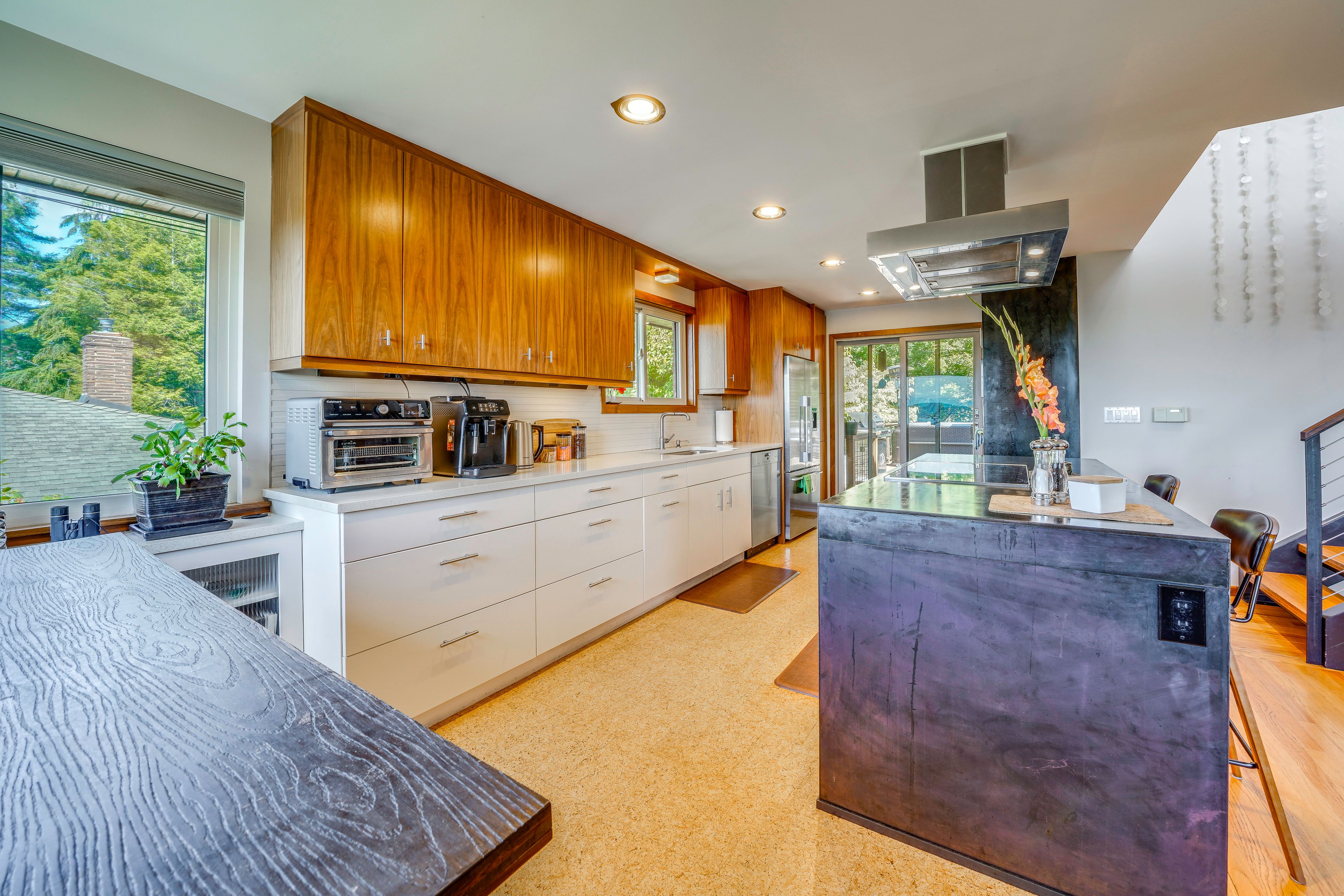 Kitchen | Main Level