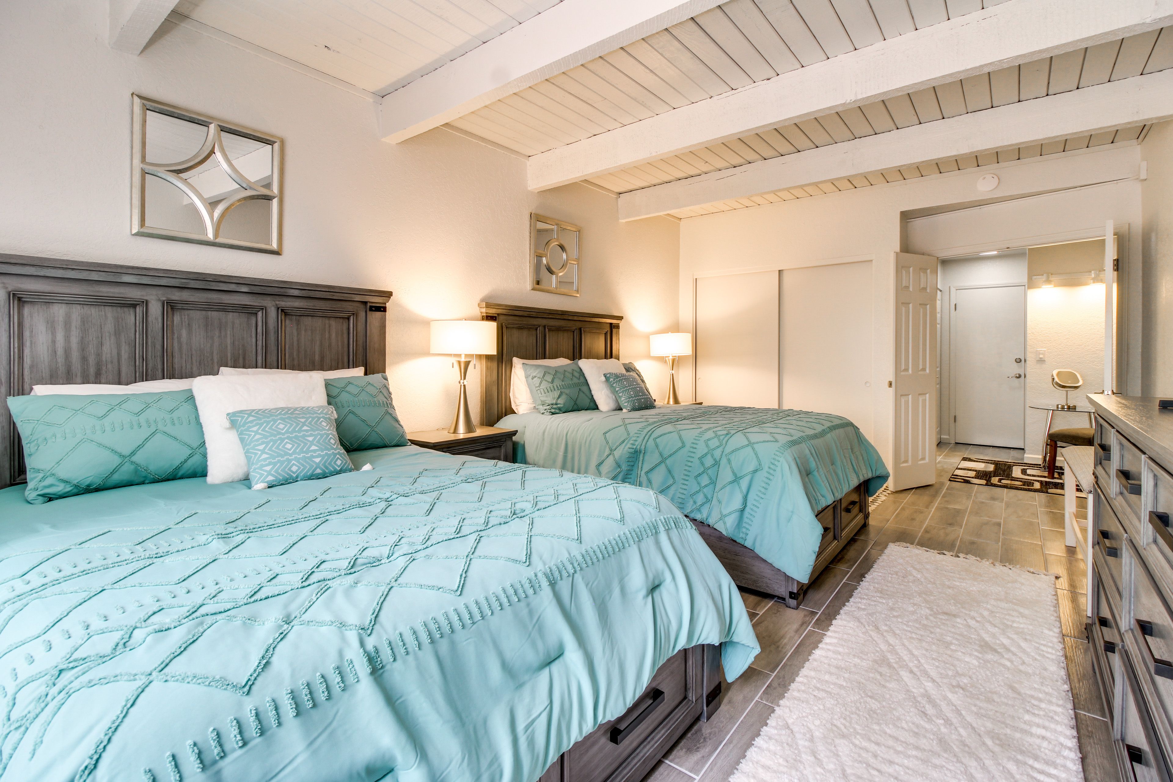 Bedroom 3 | 2 Queen Beds