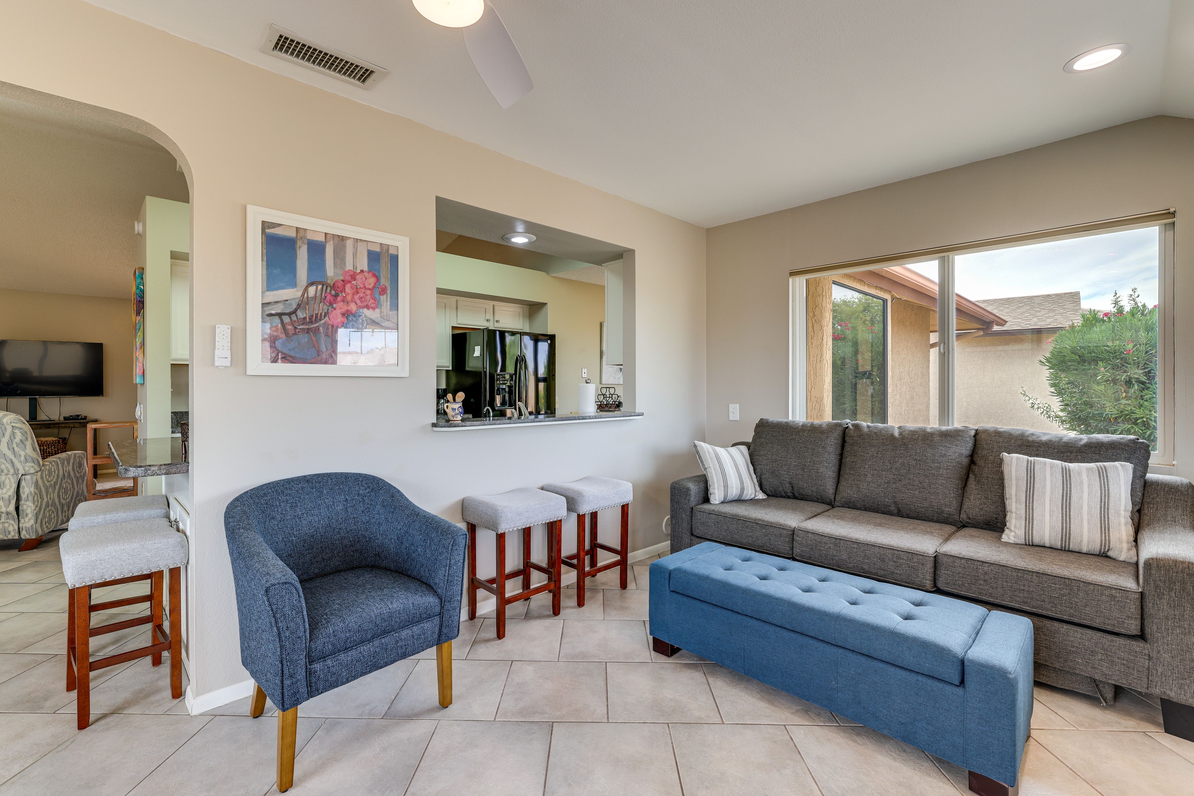 Living Room | Queen Sleeper Sofa