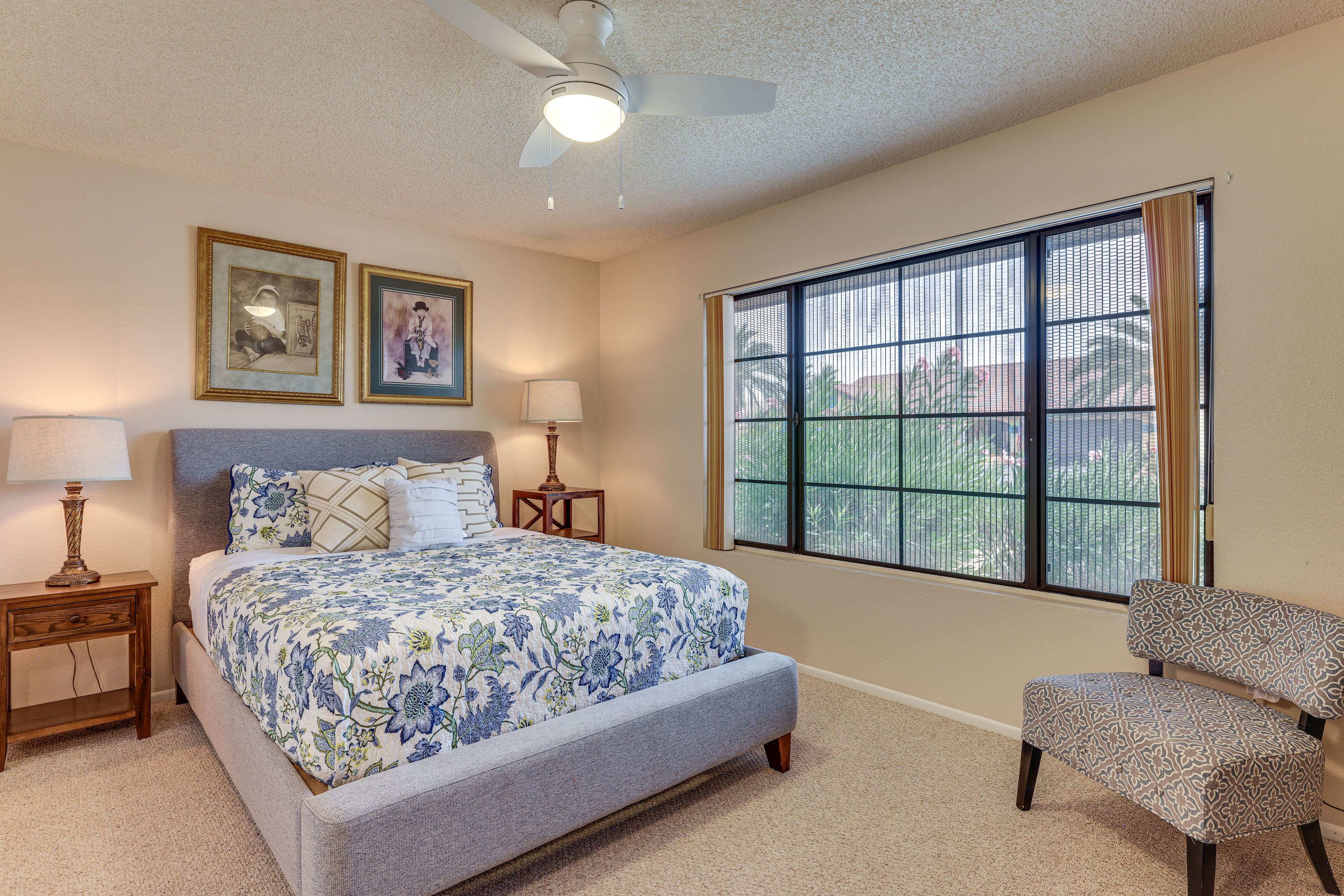 Bedroom 2 | Queen Bed