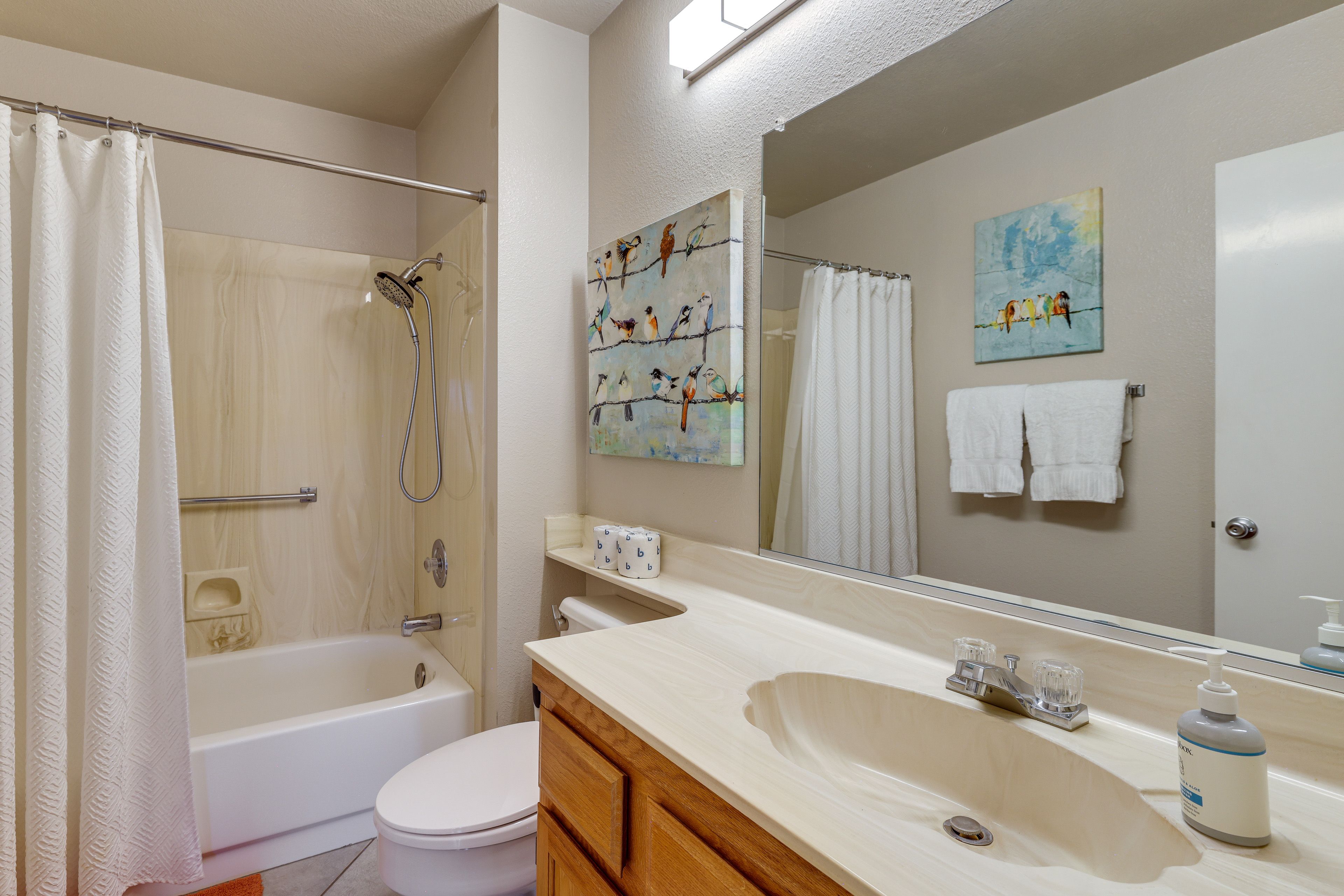 Full Bathroom
