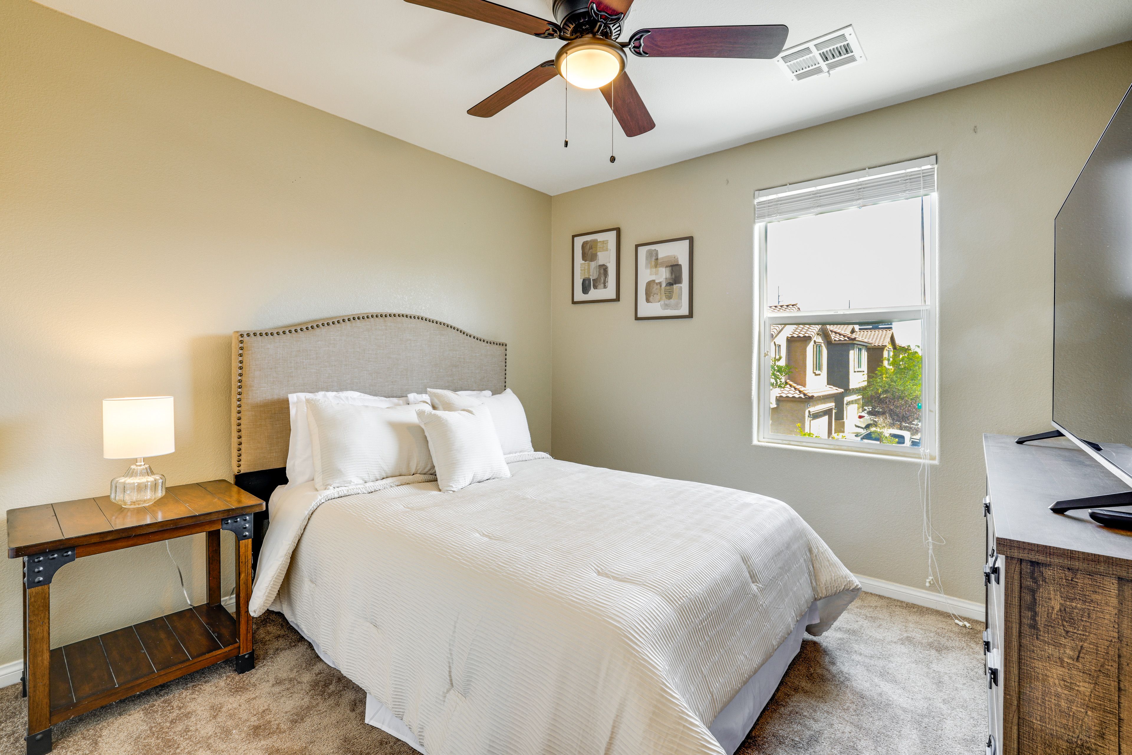 Bedroom 2 | Full Bed | 2nd Floor