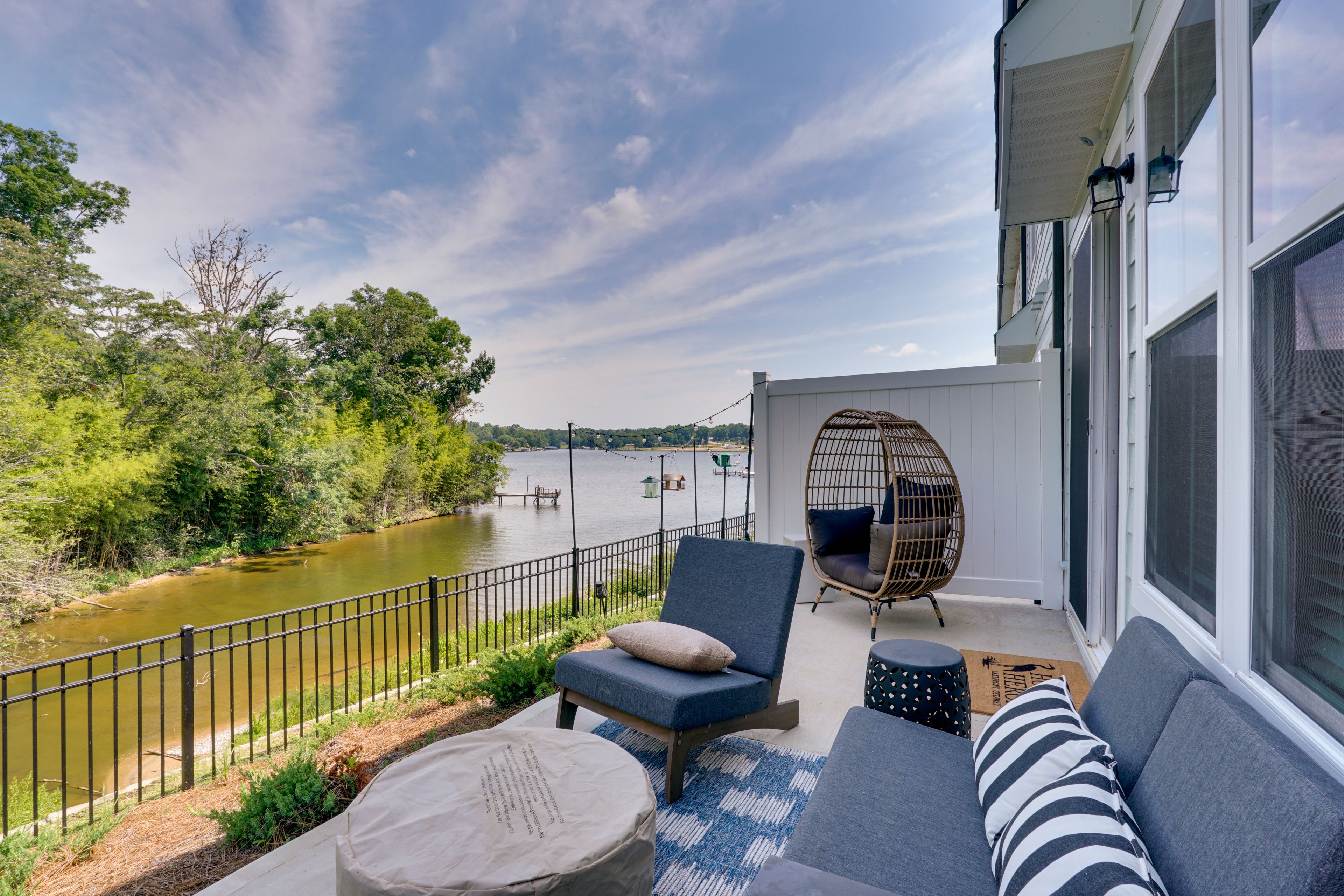 Greenwood Vacation Rental | 3BR | 2.5BA | 1,702 Sq Ft | Step-Free Entry