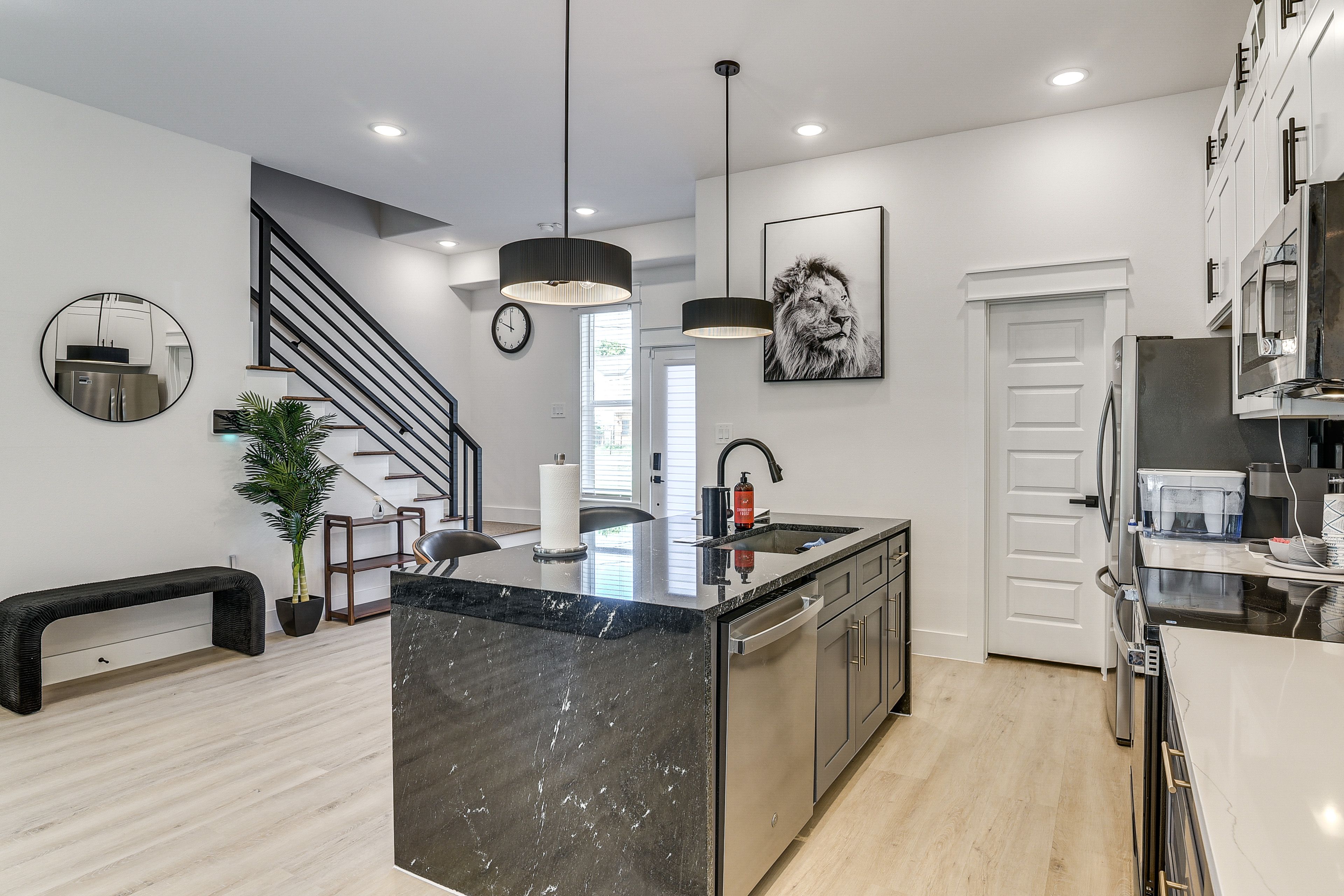 Kitchen | 1st Floor