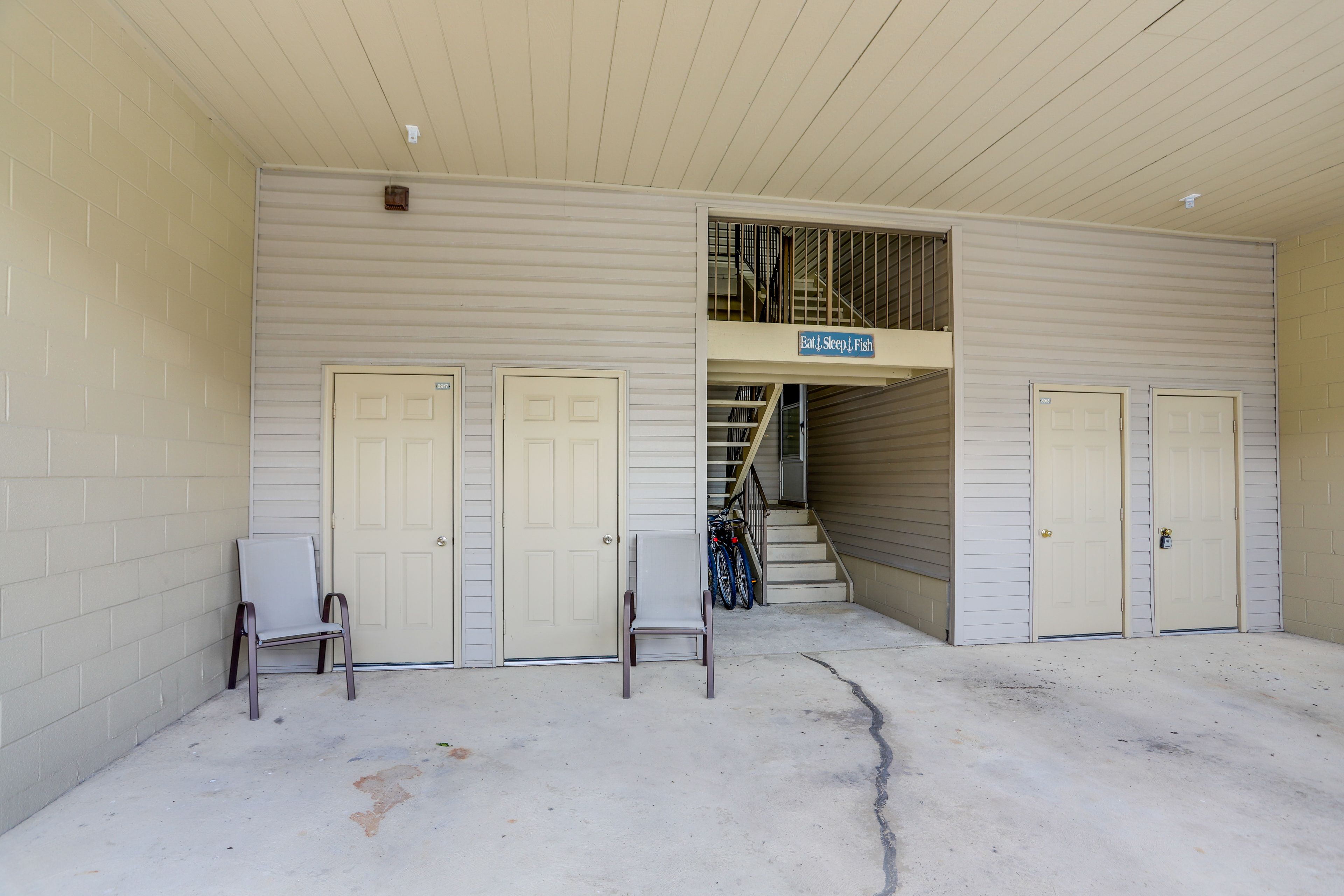 Property Exterior | Single-Level Condo