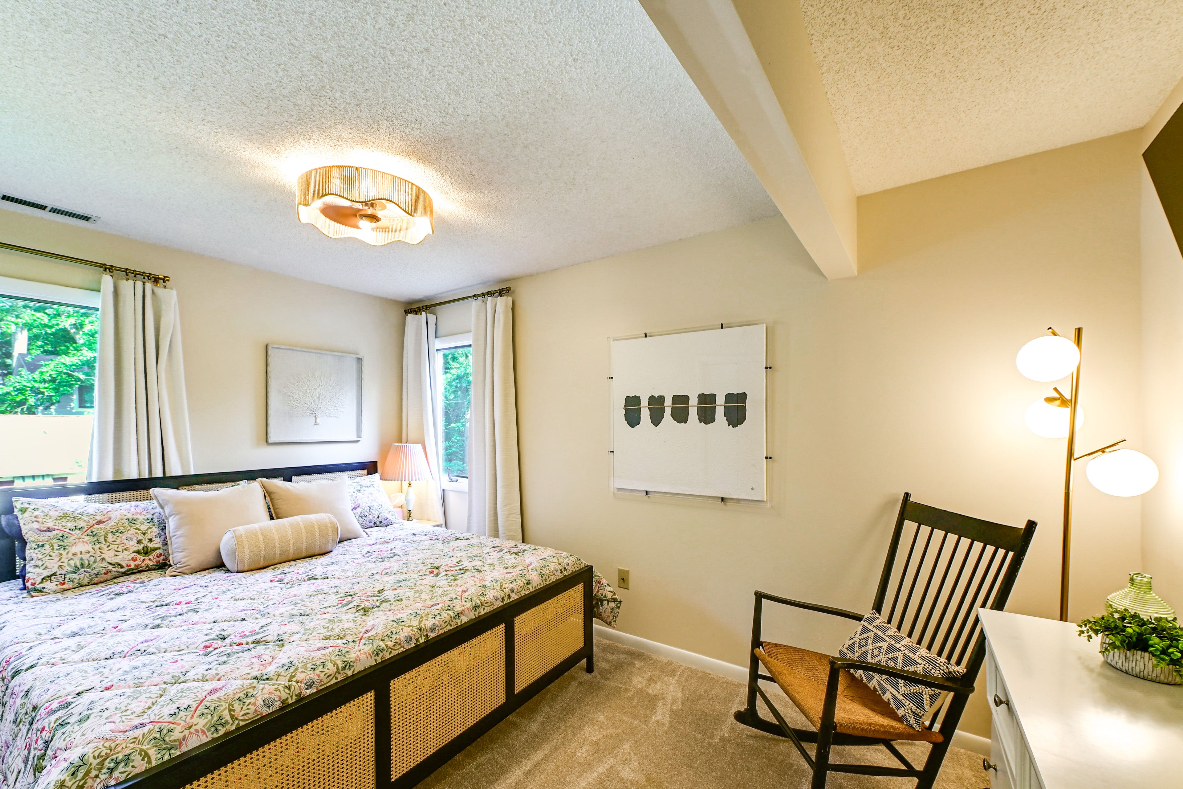 Bedroom 4 | Queen Bed | 2nd Floor