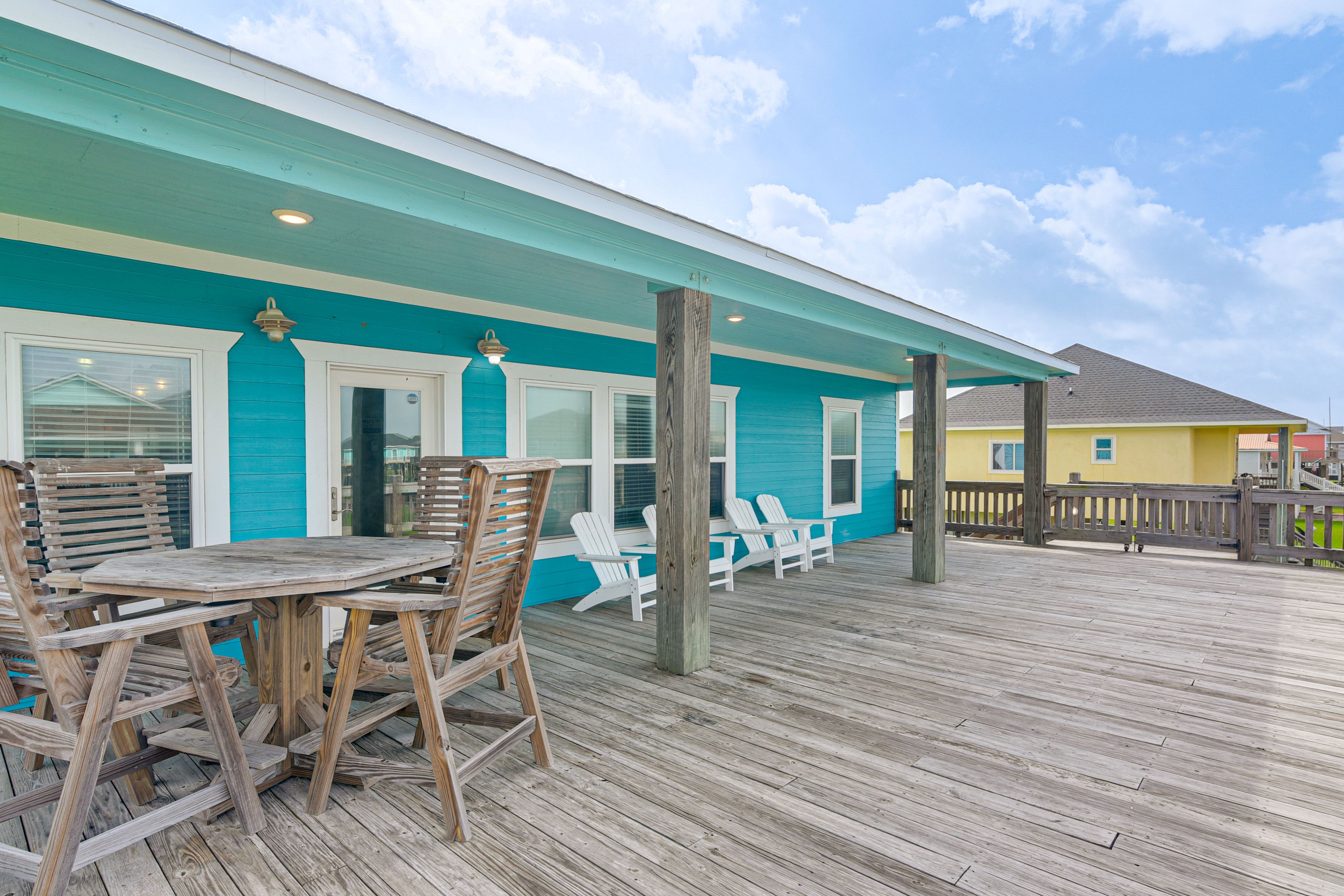 Crystal Beach Vacation Rental | 3BR | 2BA | 1,200 Sq Ft