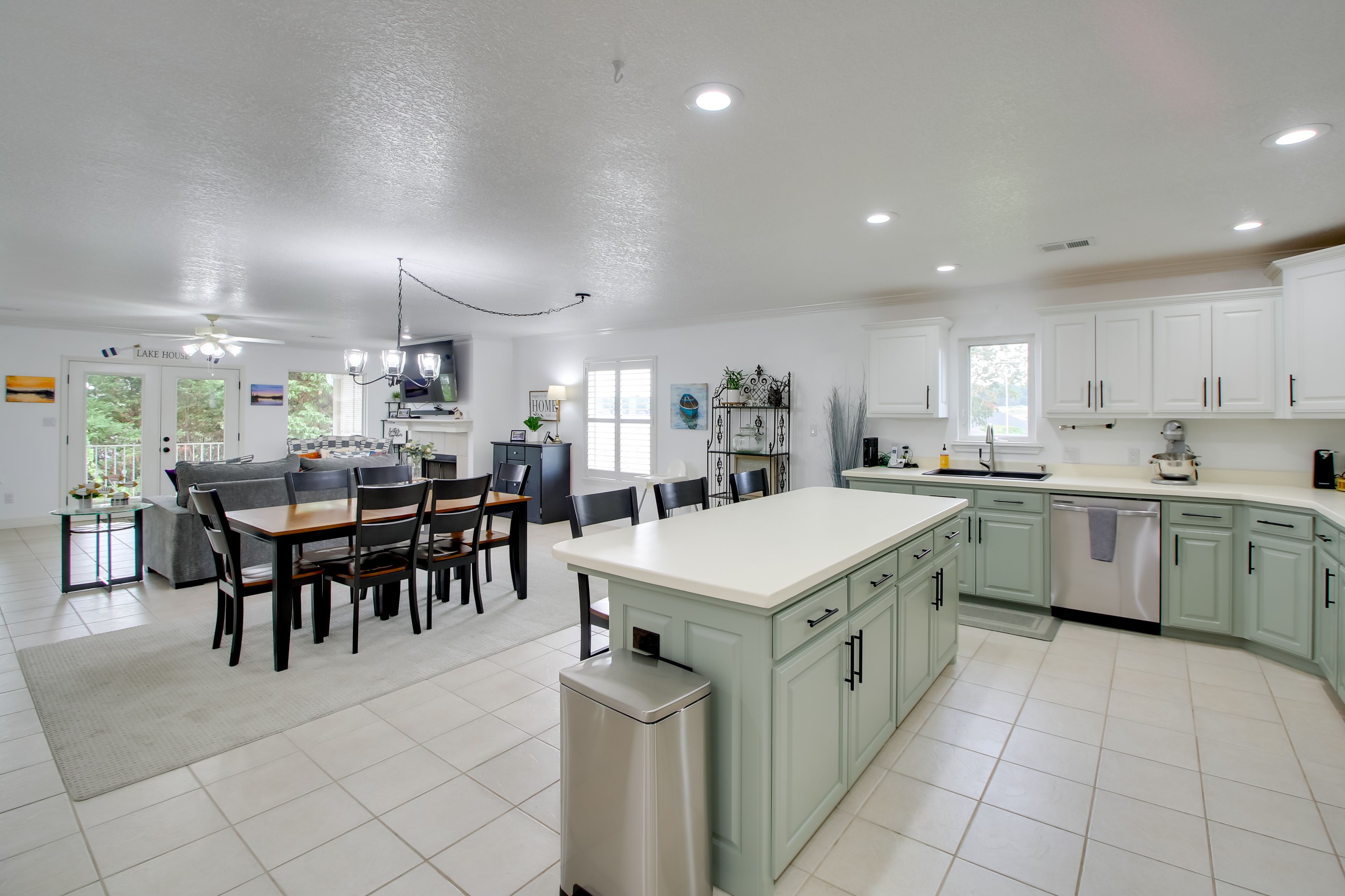 Kitchen/Dining
