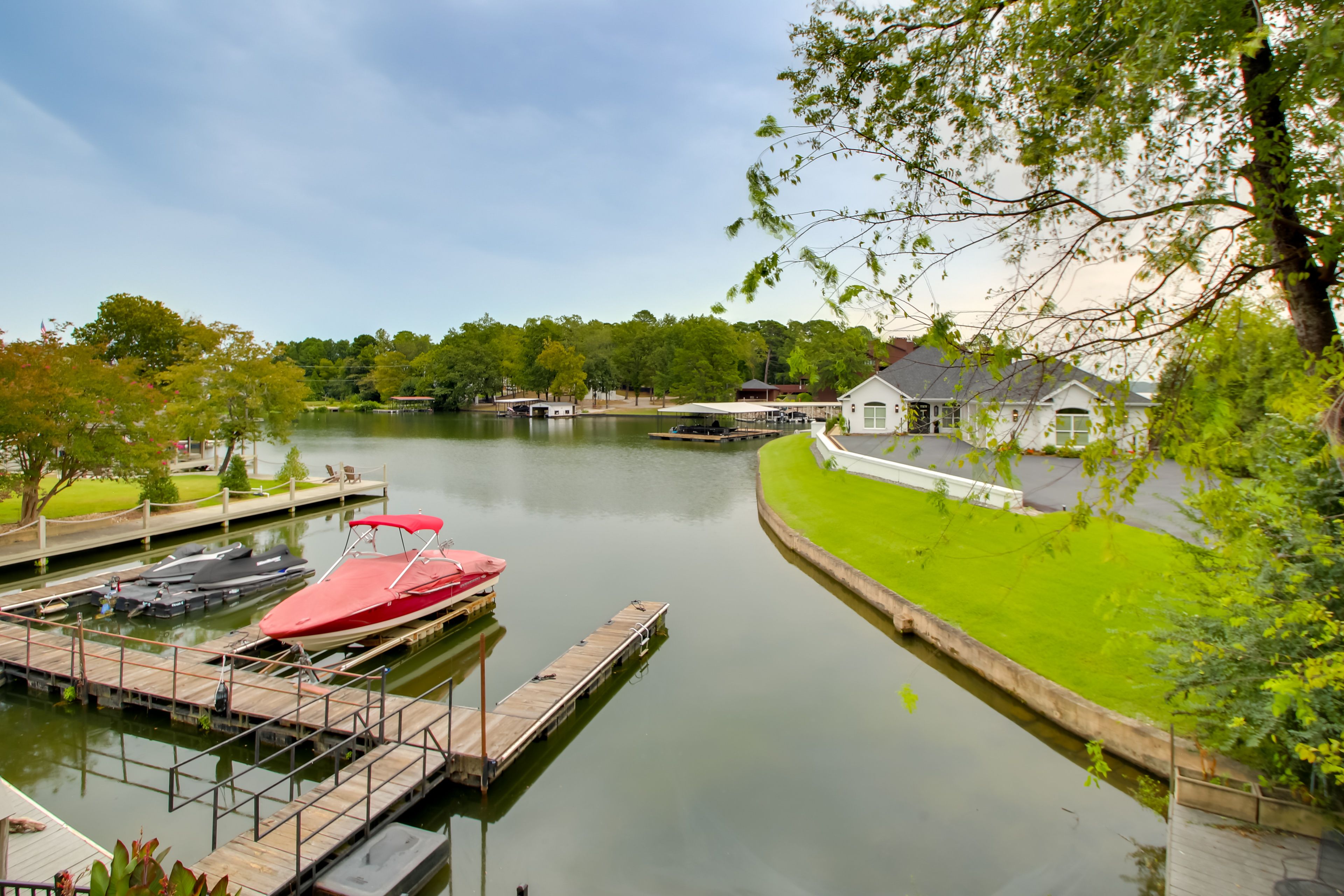 Water Views | Direct Lake Access