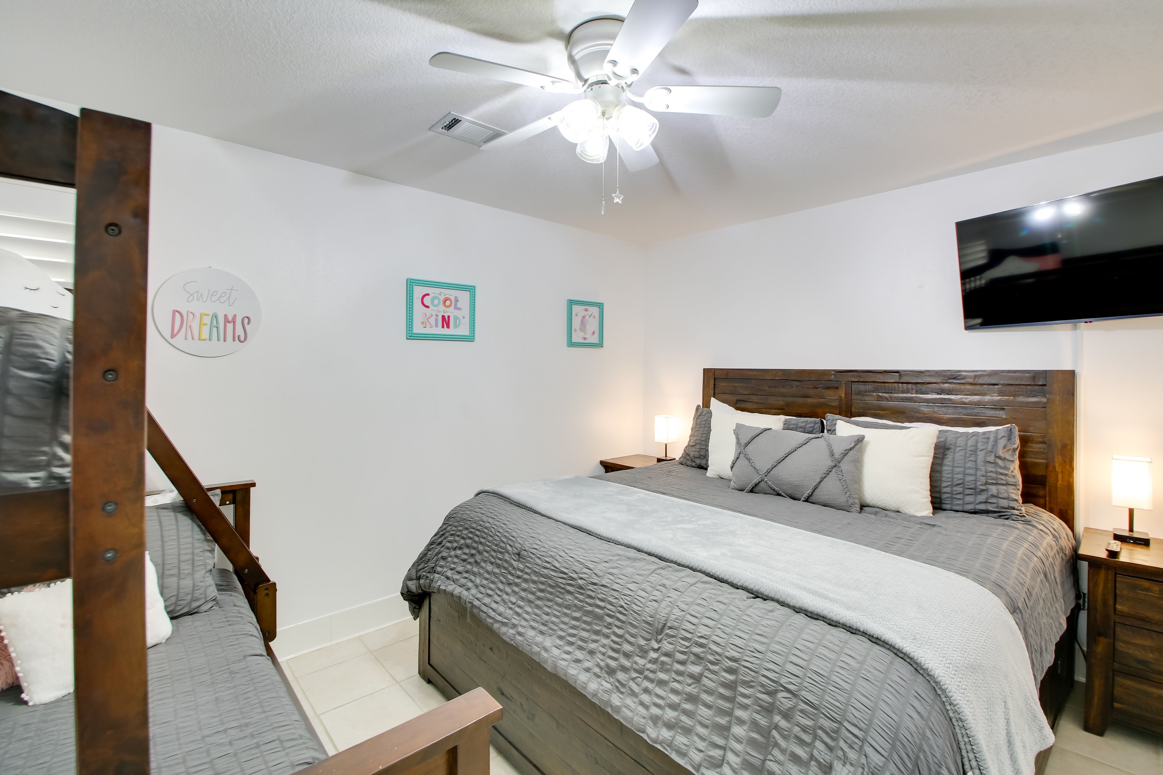 Unit 2349 | Bedroom 4 | King Bed | Twin/Full Bunk Bed