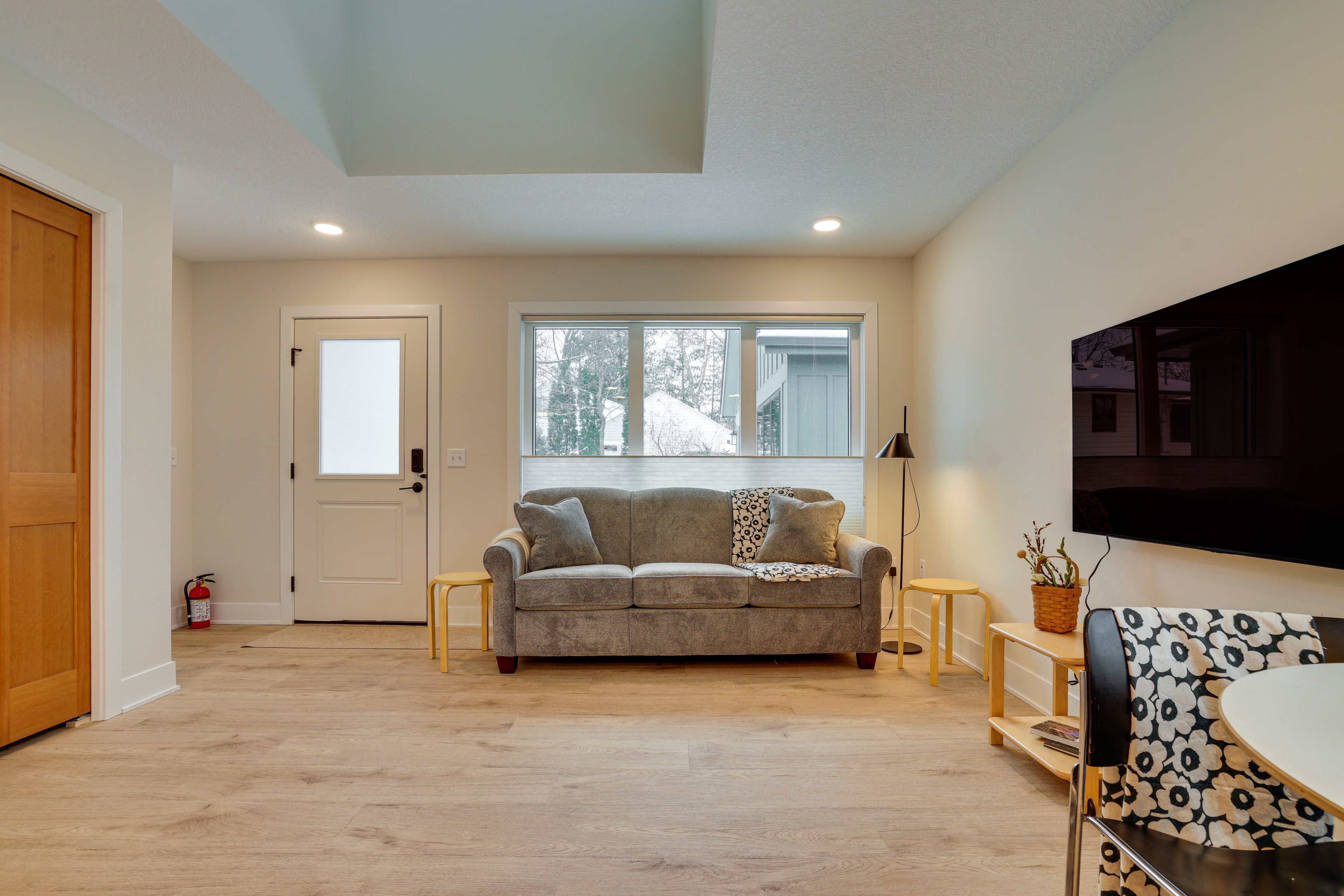 Cottage 1 | Queen Sleeper Sofa