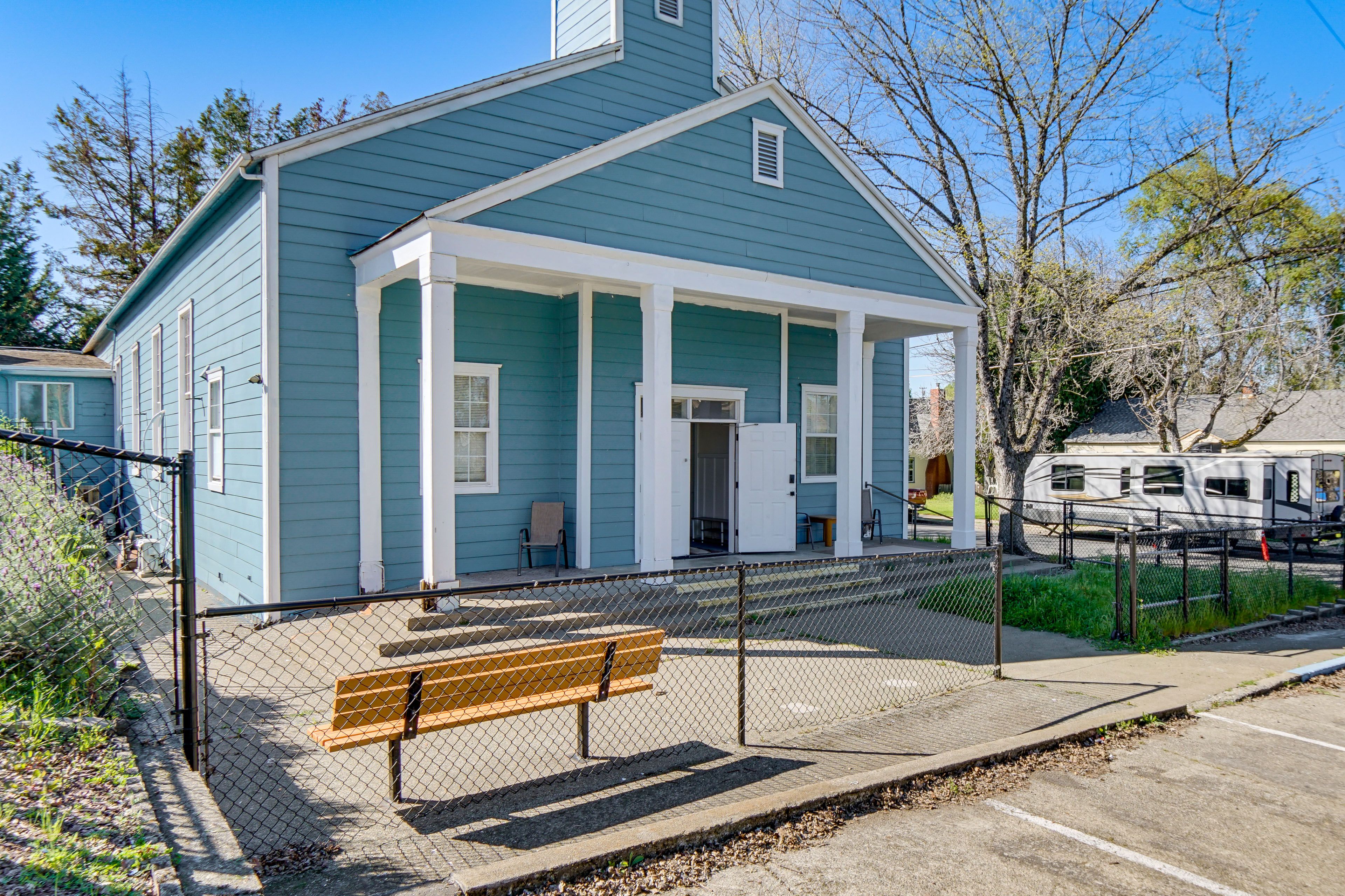 Unit B | Exterior | 2-Level Home w/ Step-Free Entry
