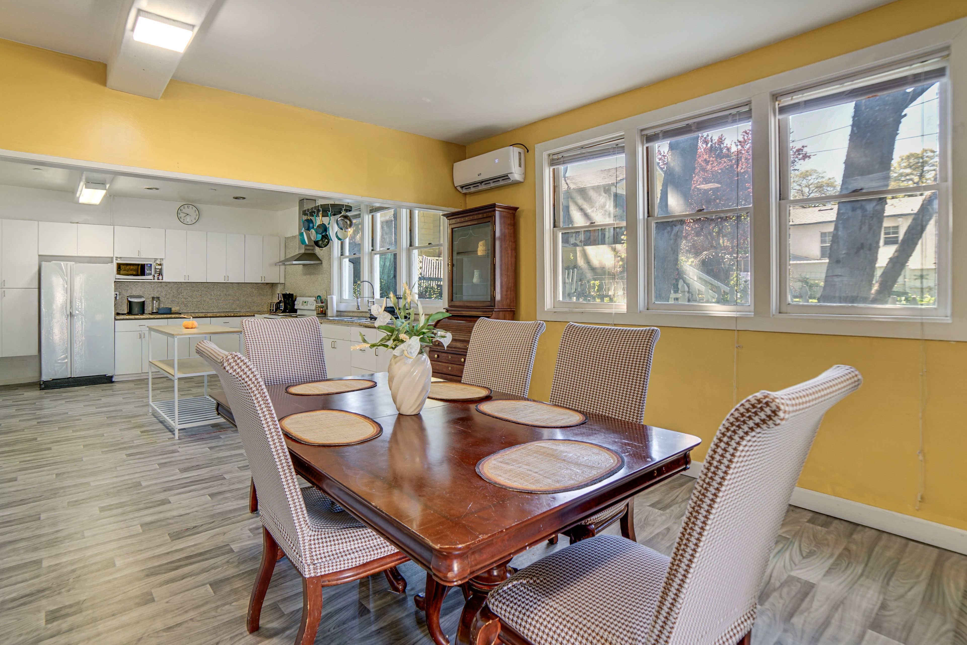 Unit B | Dining Area | Main Level
