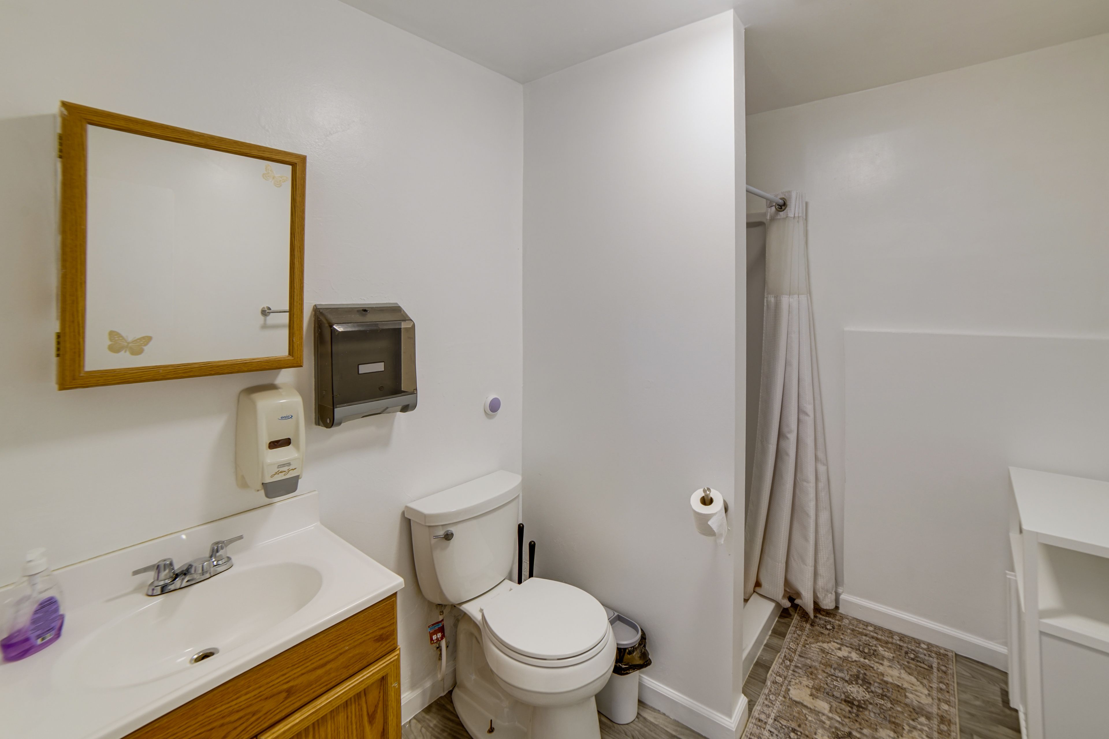 Unit A | Full Bathroom | Lower Level