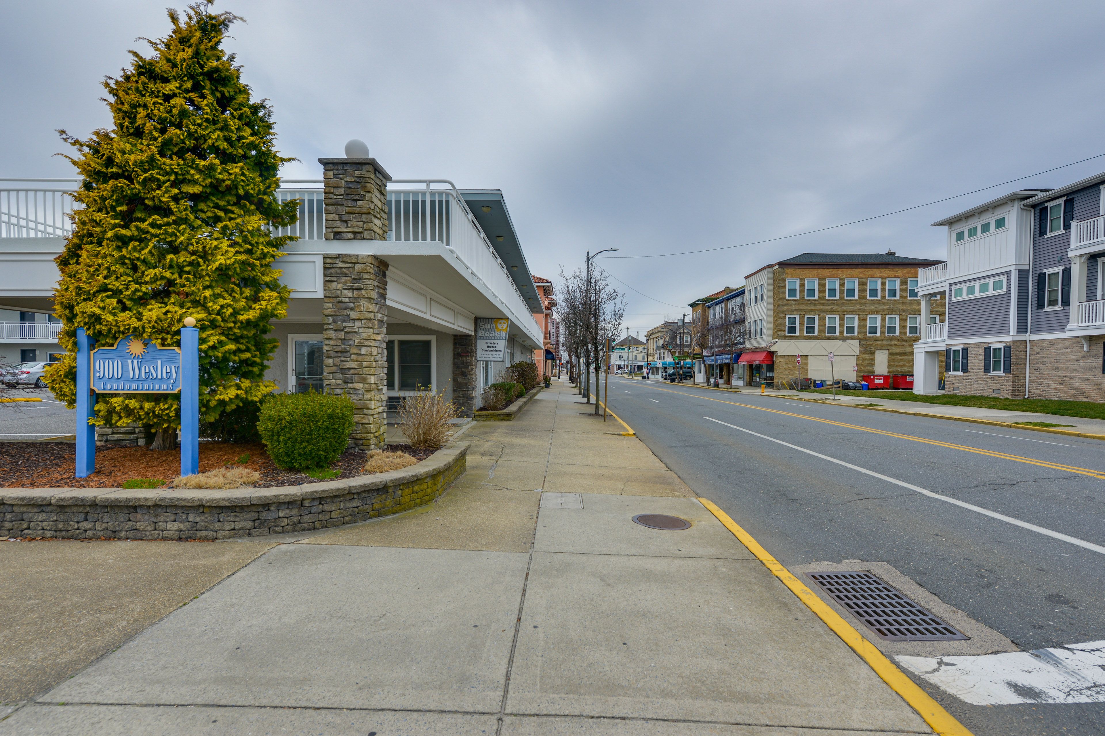 Walkable Location | Community Pool
