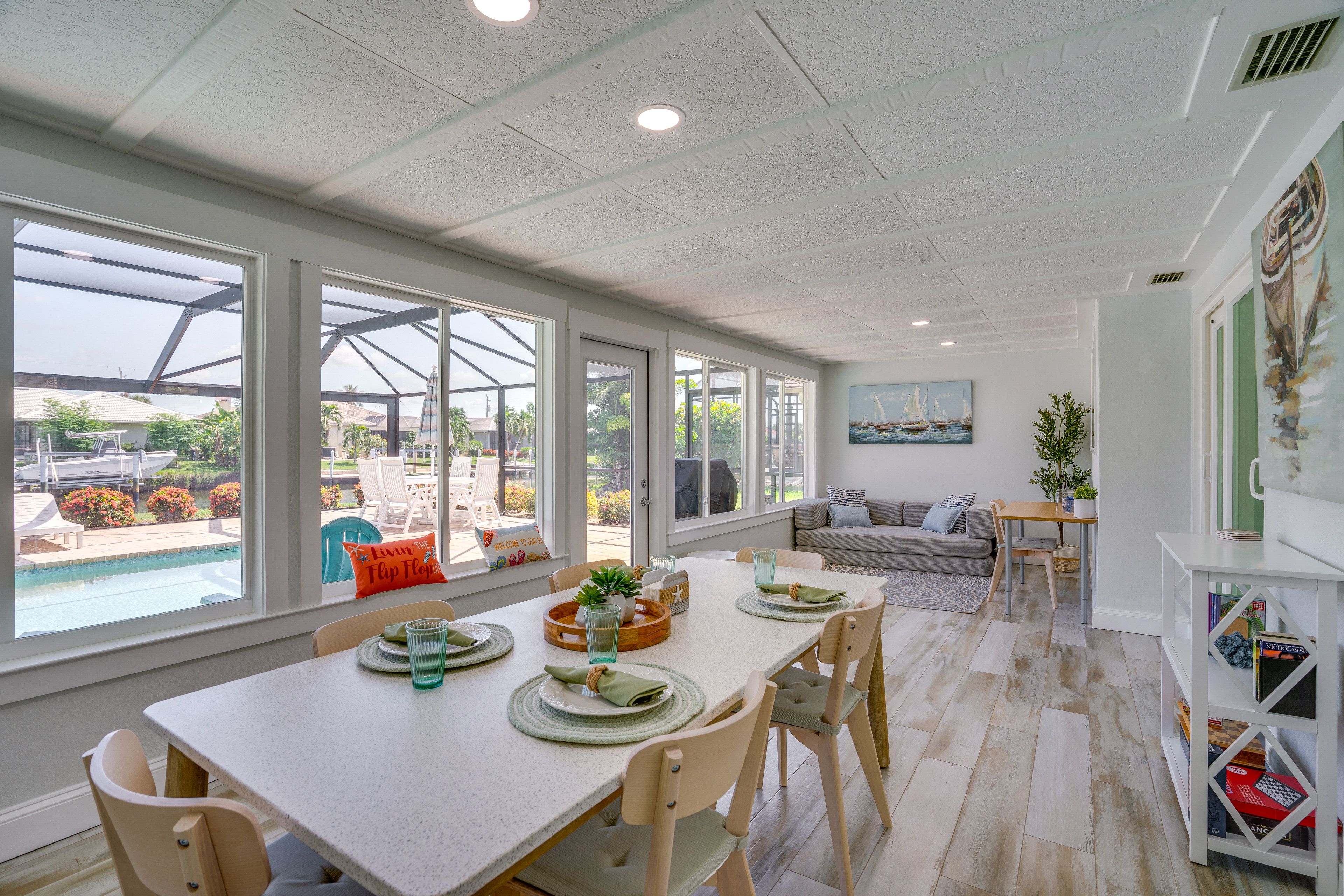 Sunroom | Dining Area | Desk | Board Games