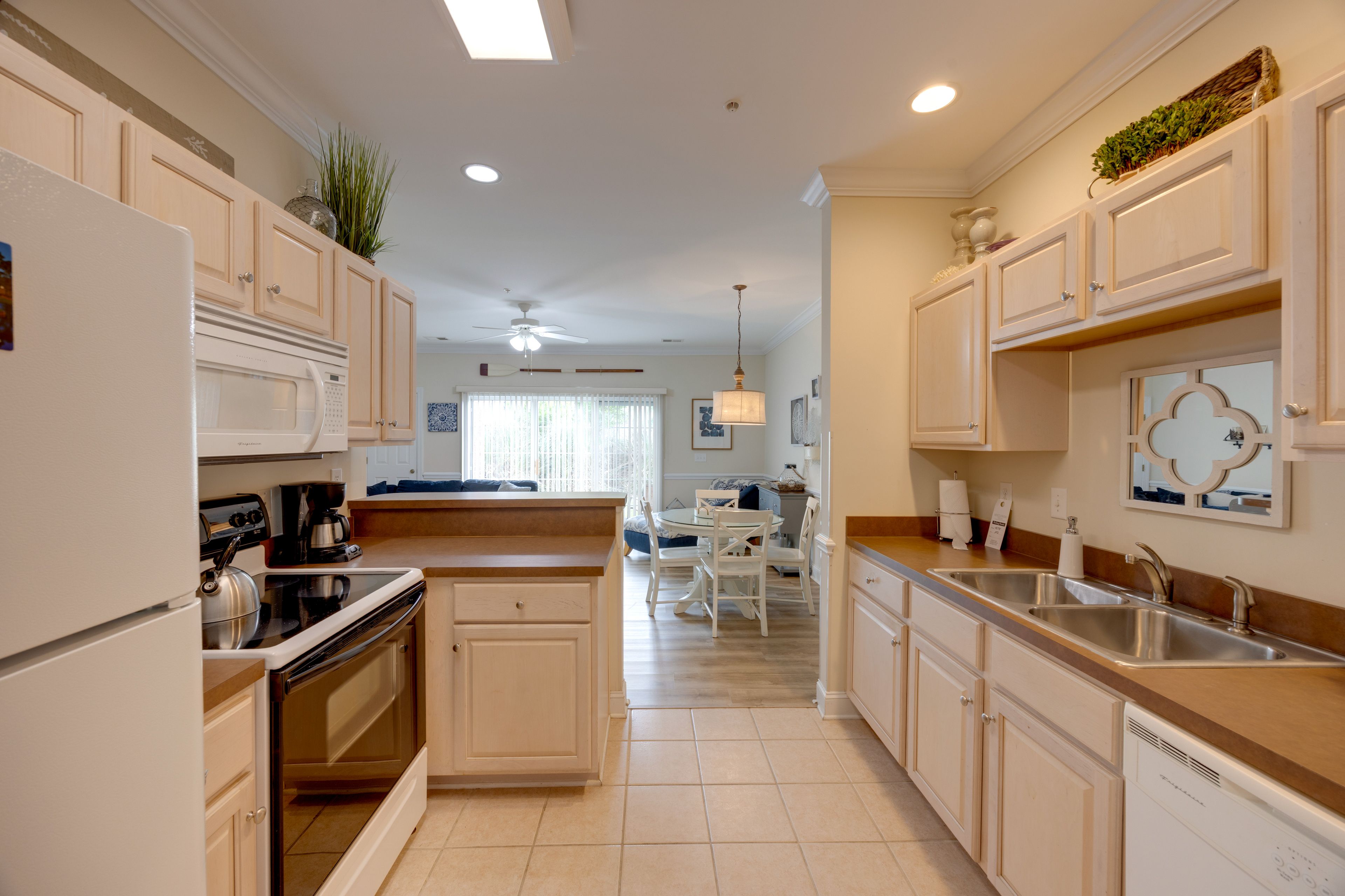 Kitchen | Dishwasher