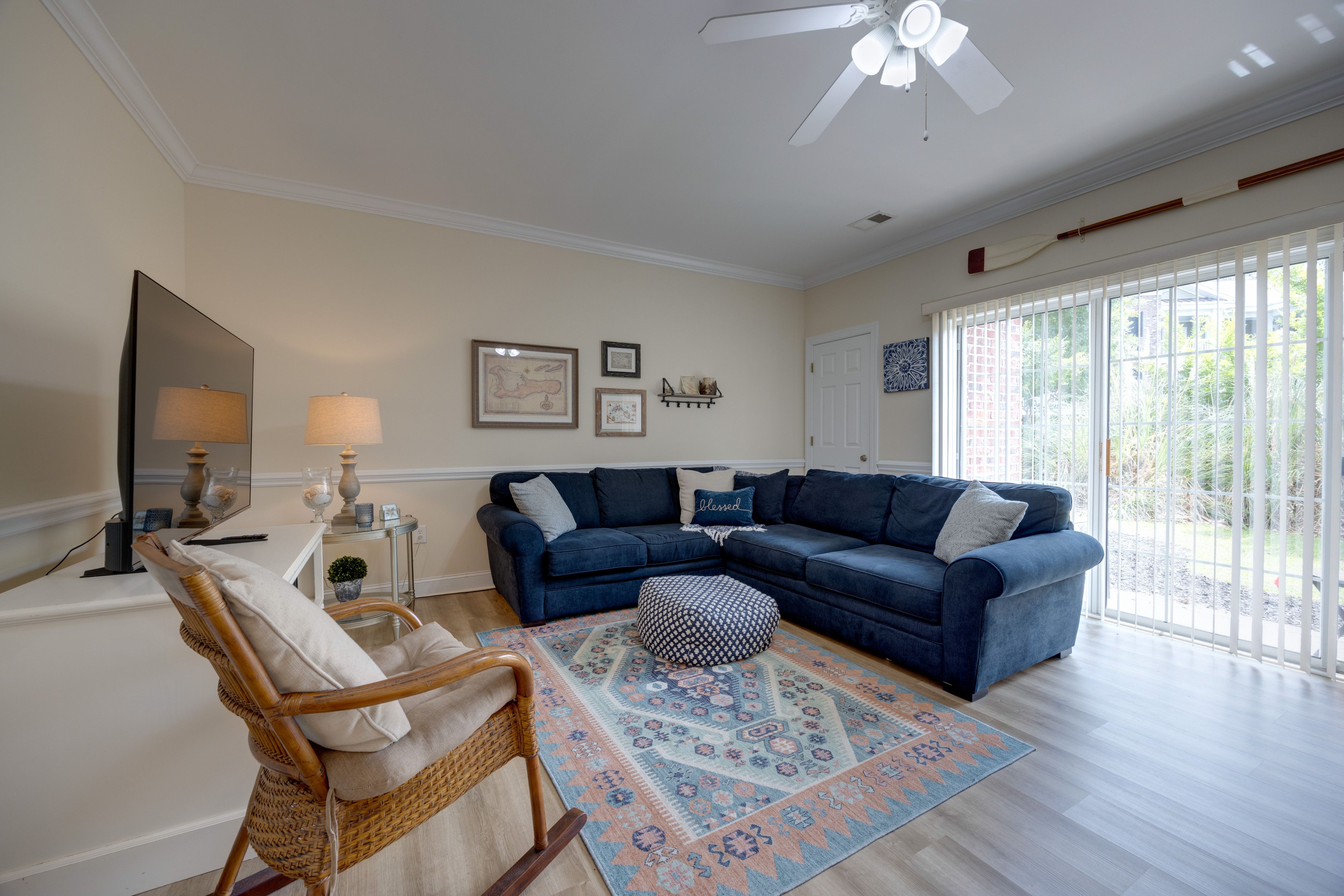 Living Room | Queen Sleeper Sofa | Smart TV