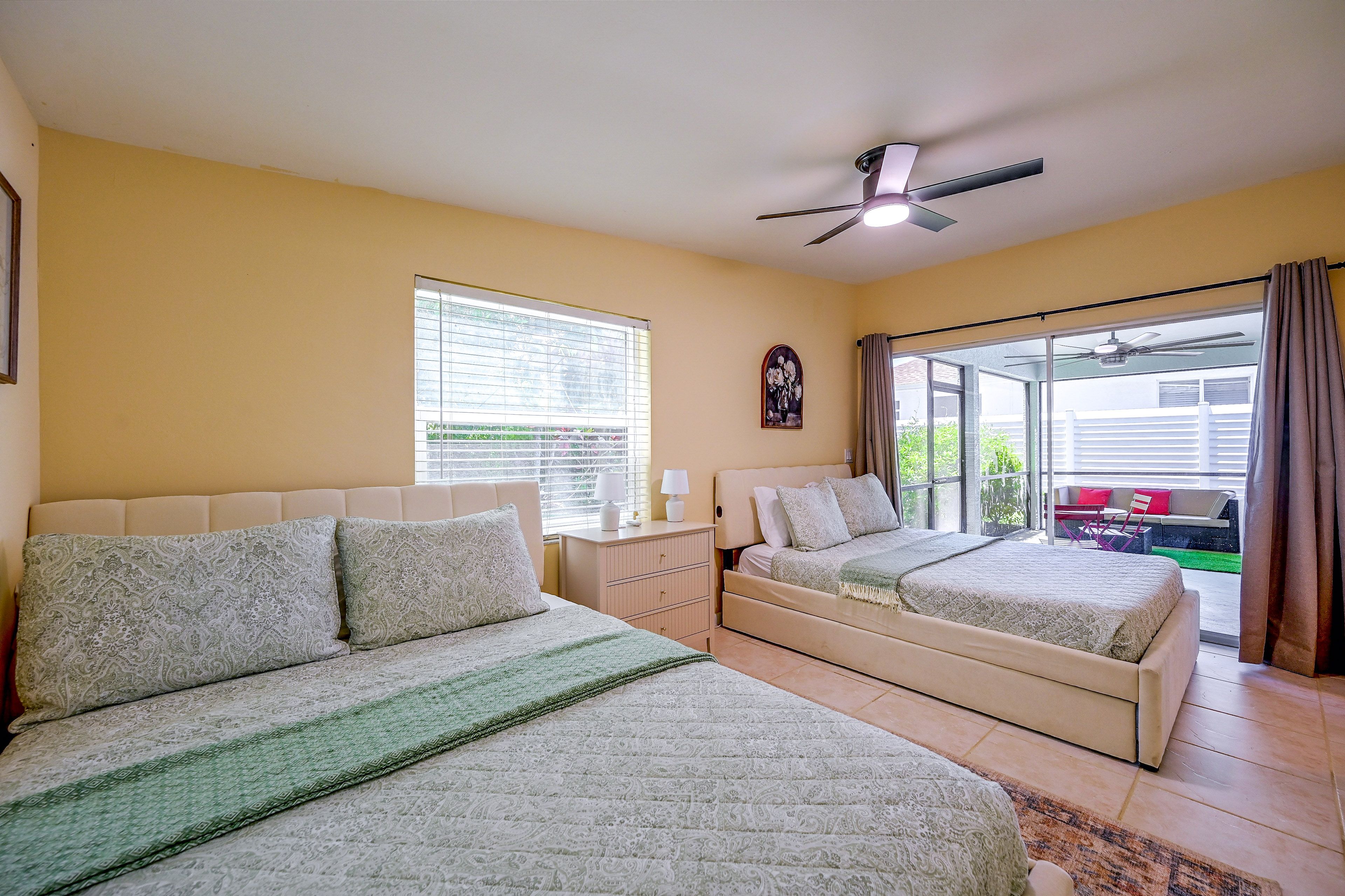 Bedroom 3 | 2 Queen Beds