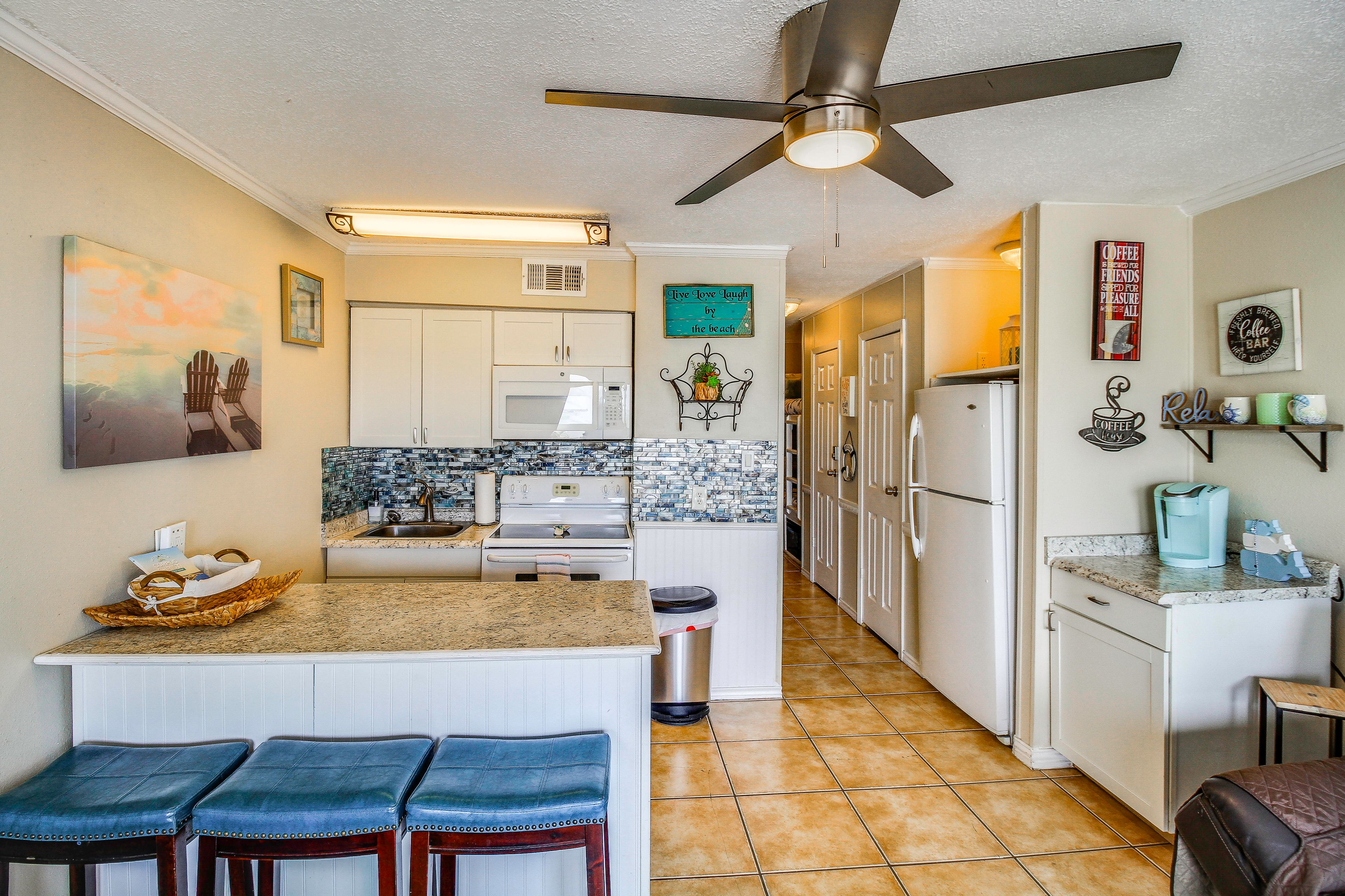 Corpus Christi Vacation Rental | 1BR | 1BA | 420 Sq Ft