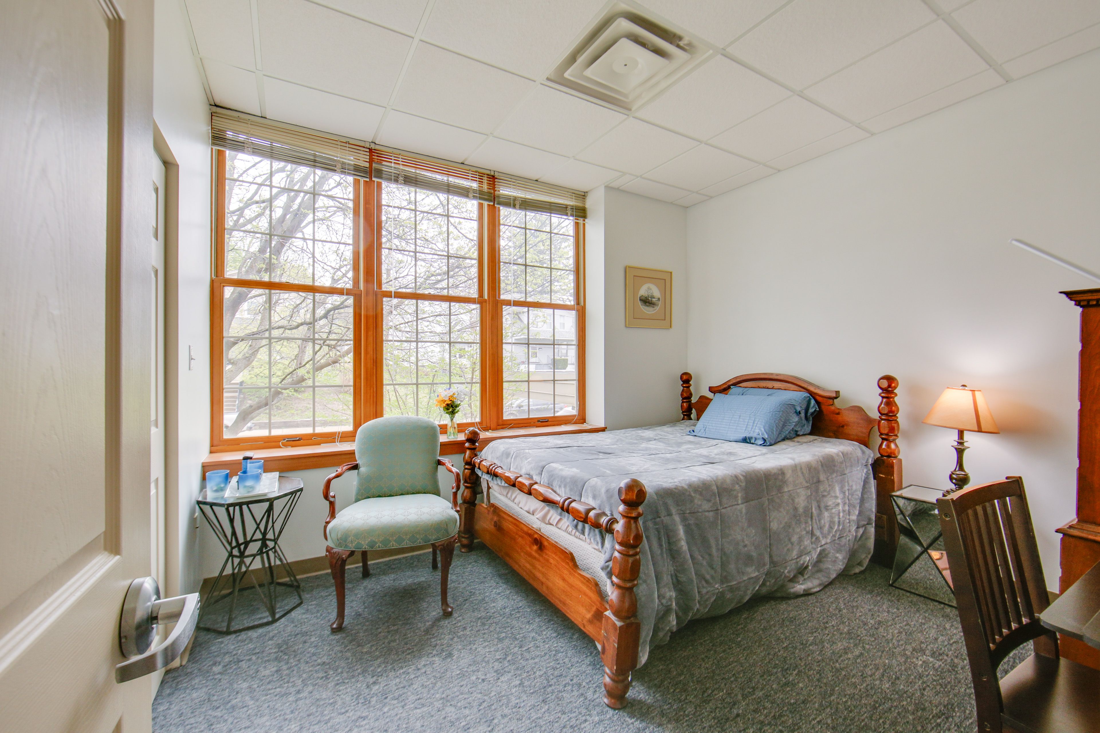 Unit 1 | Bedroom 2 | Queen Bed